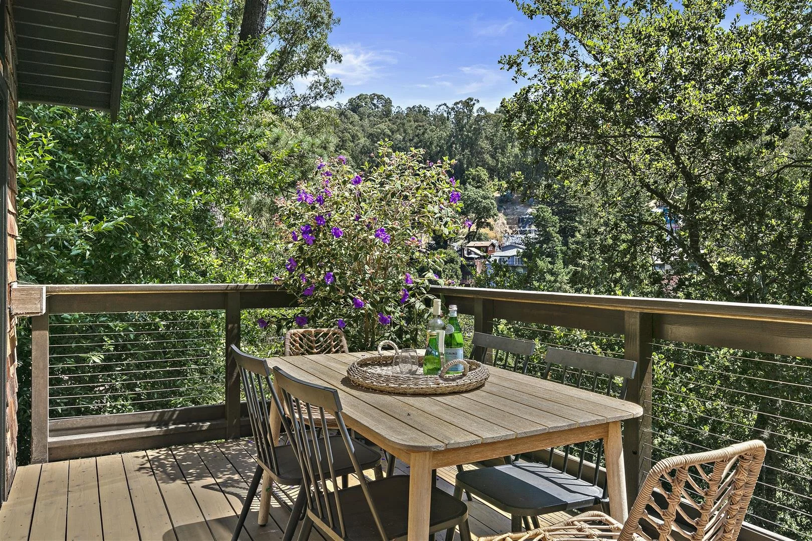 outdoor exterior staging and styling inspo