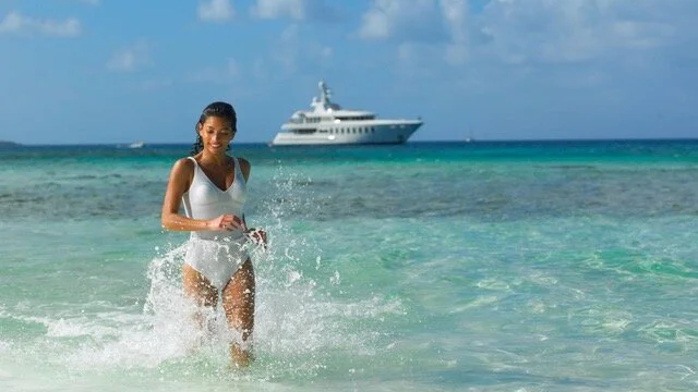 yacht backgroud.jpeg