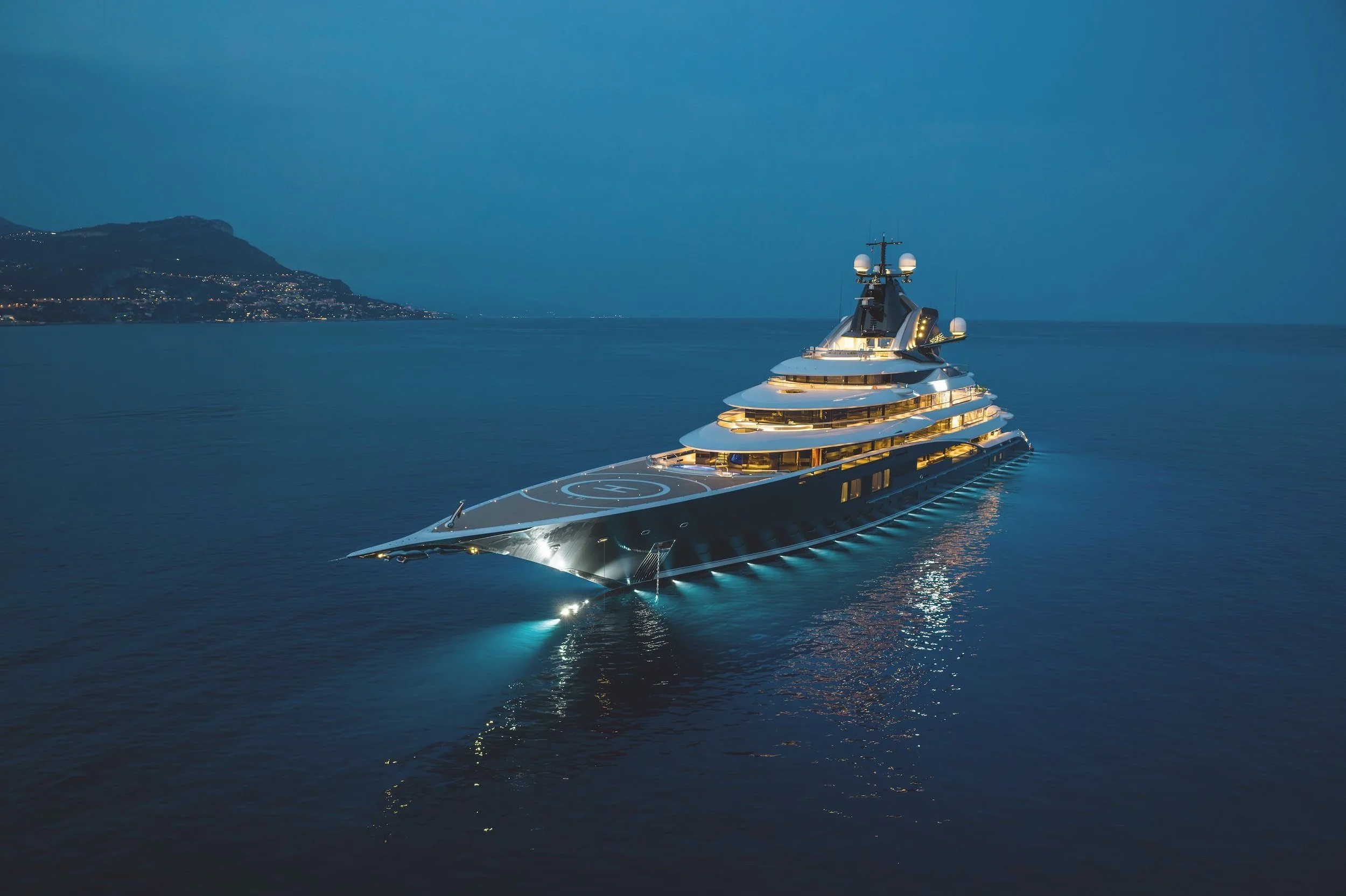 Navigating the Seas of Offshore Banking for Superyacht Teams