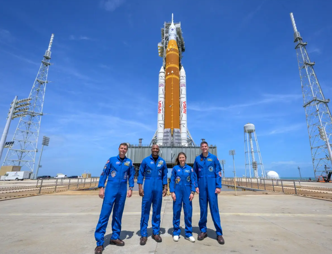 Beyond the Edge of Earth: Artemis II Astronauts Reveal the Moon’s Dark Majesty in Humanity’s Farthest Journey Ever