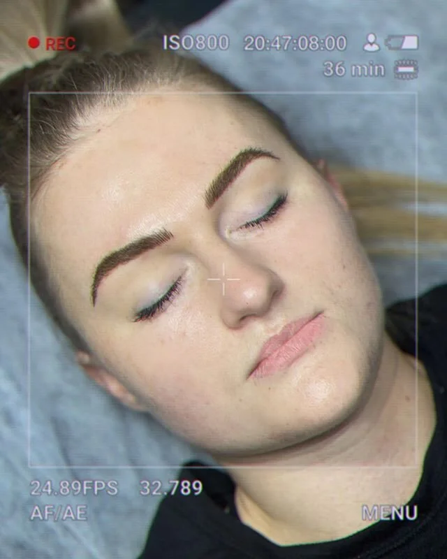 Fluffy brows for the  win. You can still get microshading with thick brow hair. Gives you the powder look.

#microbladebrows #microshading #powderbrows #ombrebrows #wokeuplikethis #summervibes #summermakeuplook