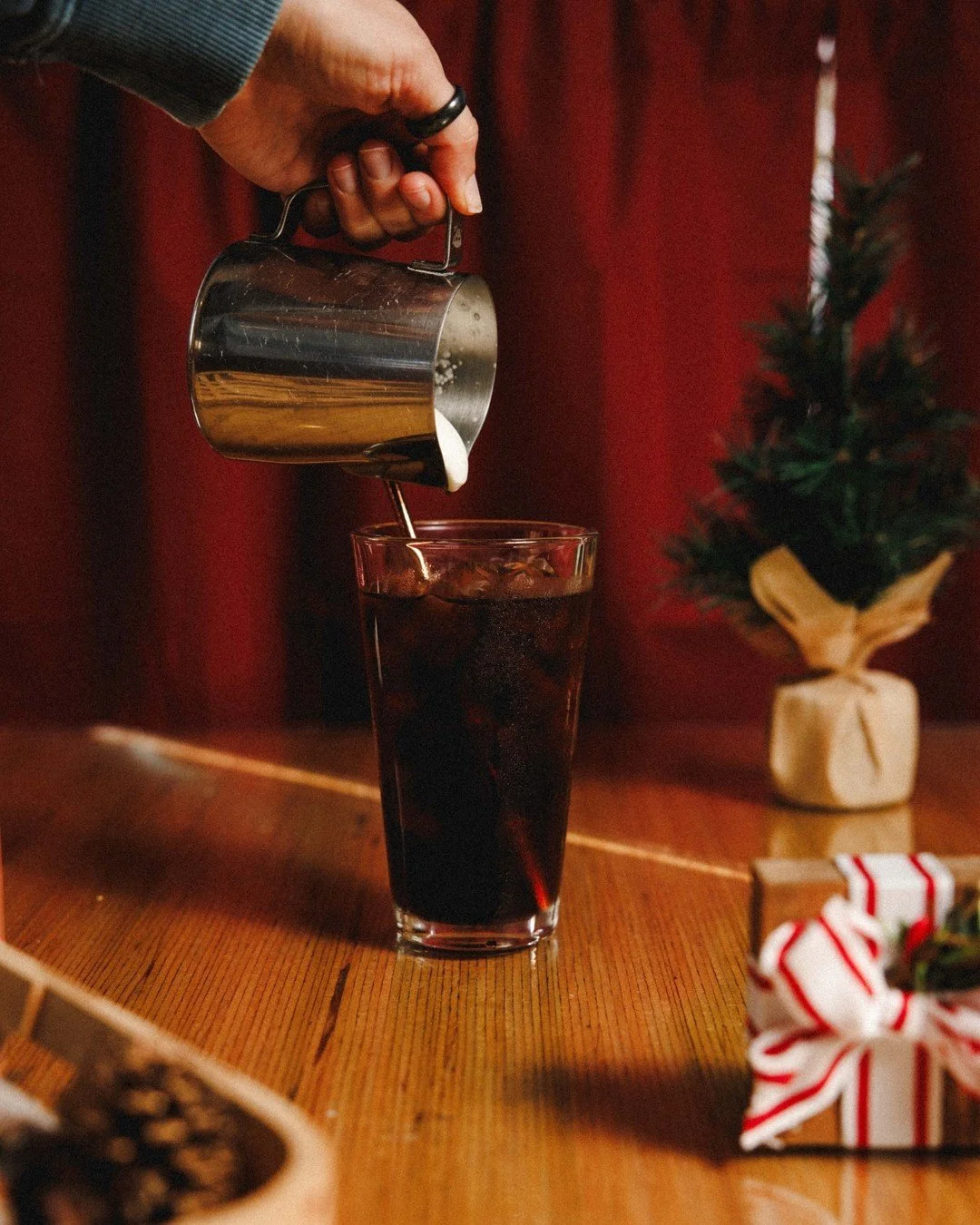 Hold down the three dots and swipe to pour the Peppermint Cold Foam😋