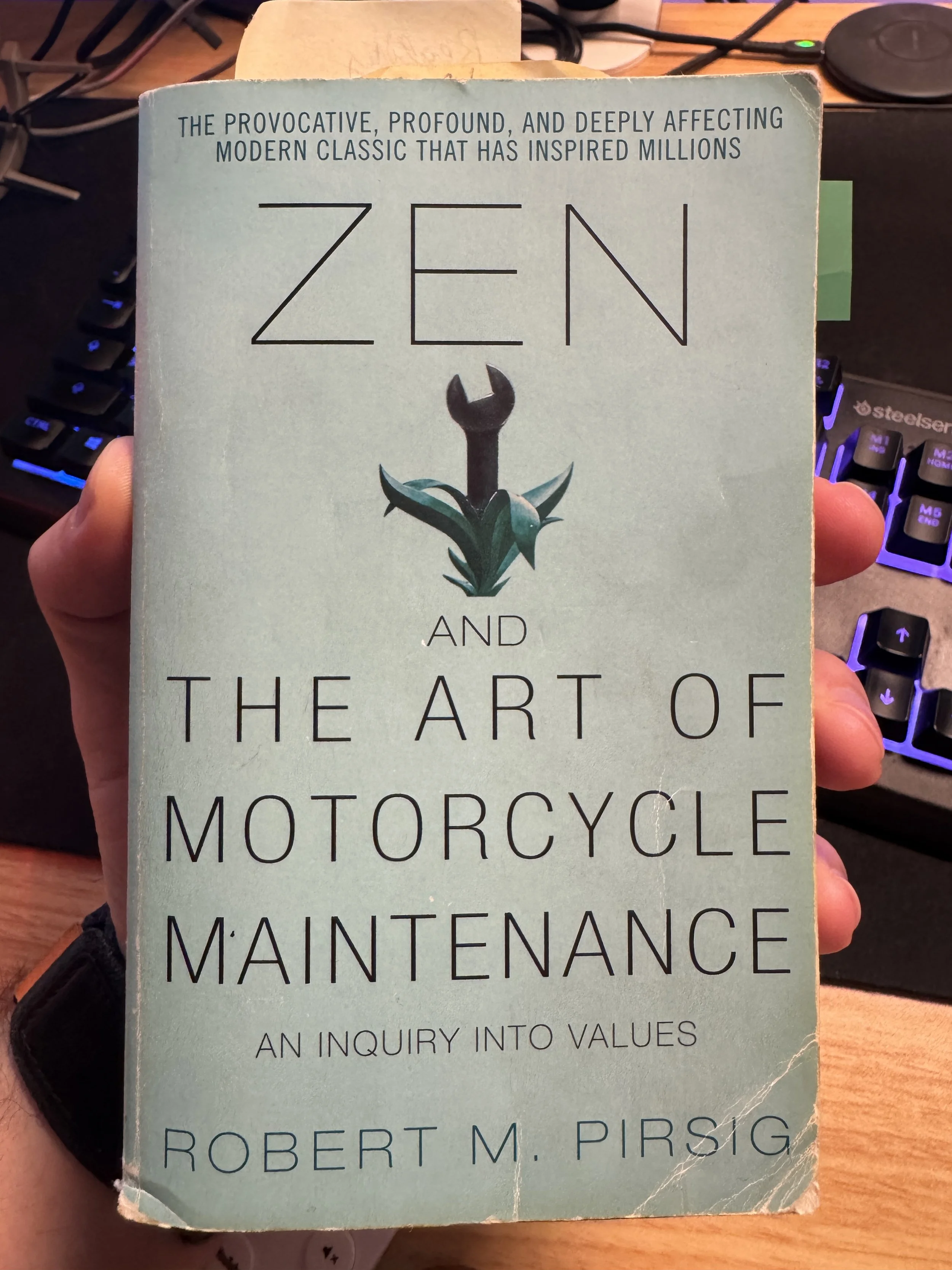 Robert Pirsig: Zen and The Art of Motorcycle Maintenance - book review