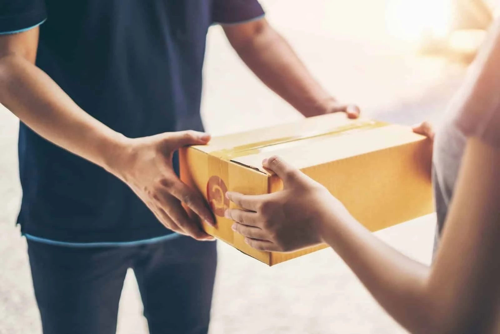 Canada-shipping-packages.jpg
