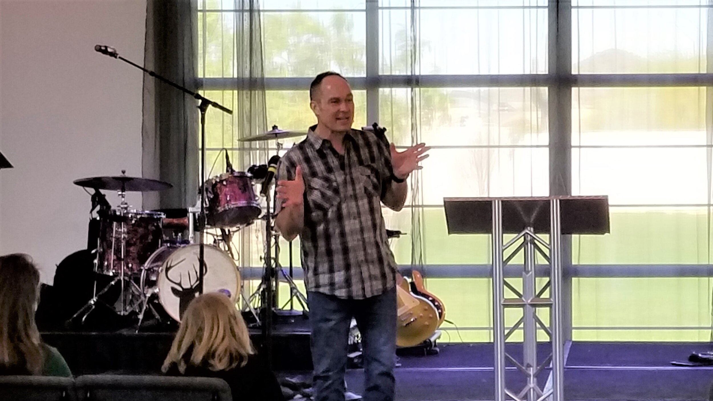 Bob teaching at Hope Church, Phoenix