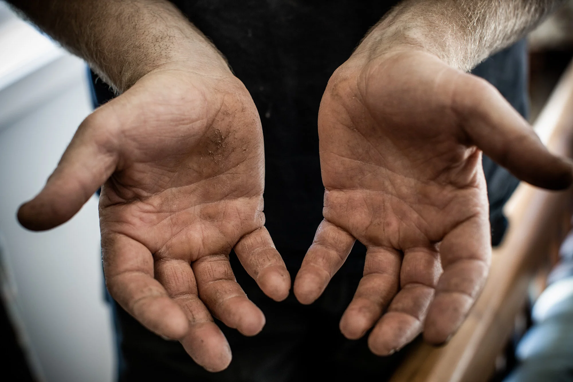 WORKING HANDS