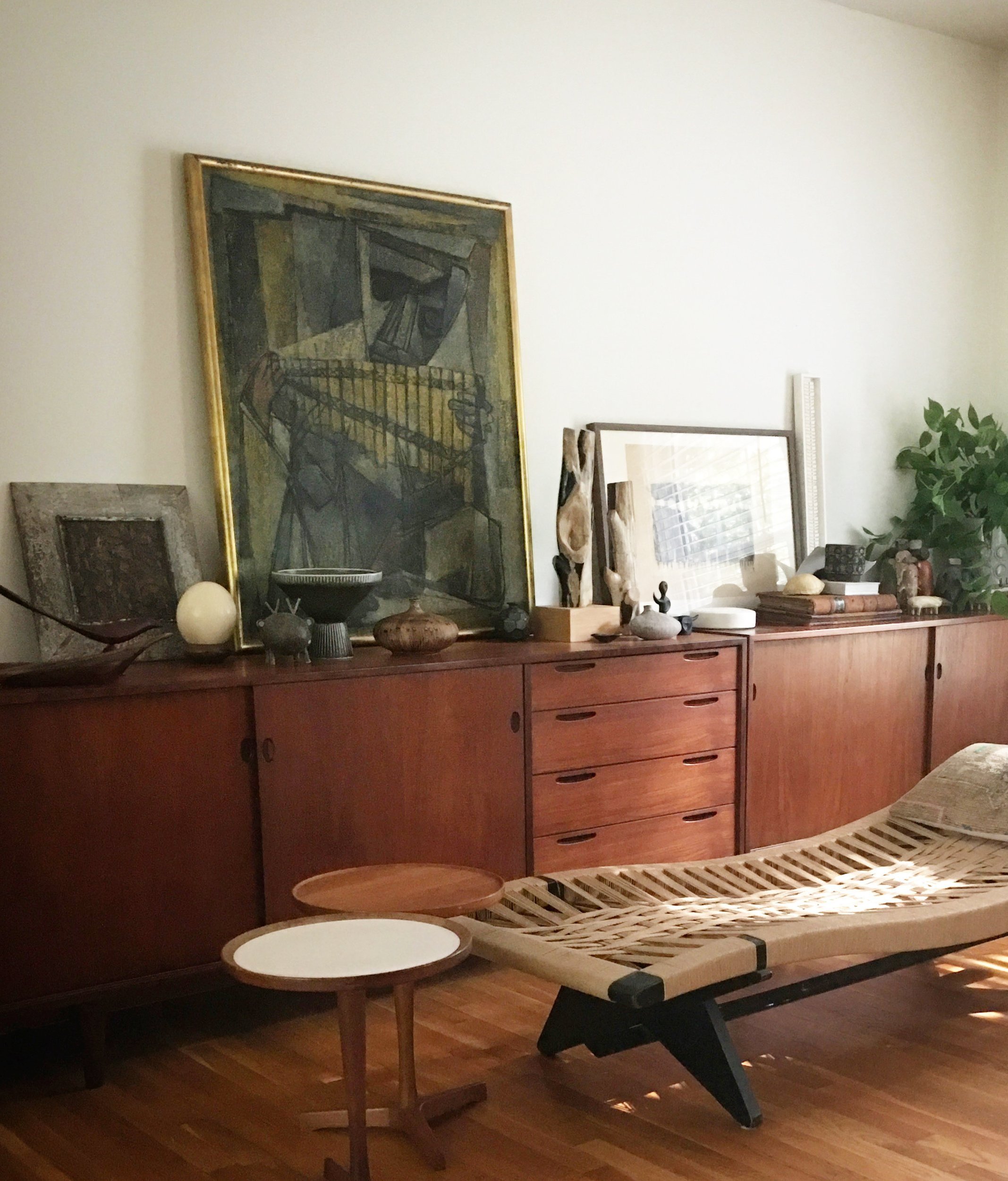 Henry Klumb Interior Design with vintage Klumb daybed from mid century 1940s