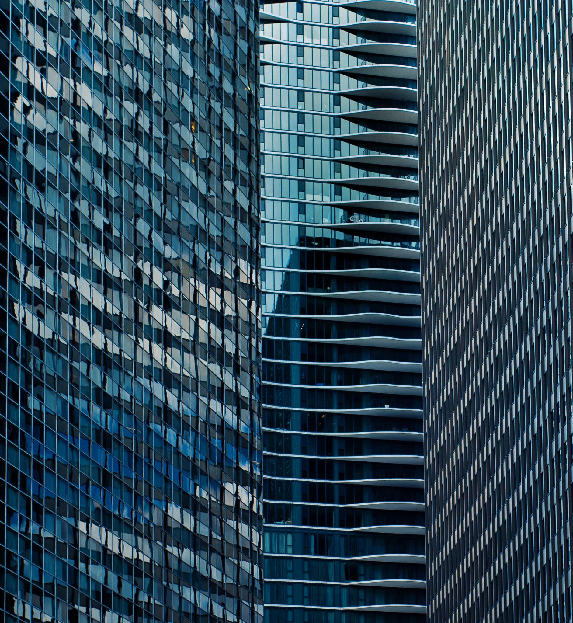 21_DSC0217abstracts.jpg