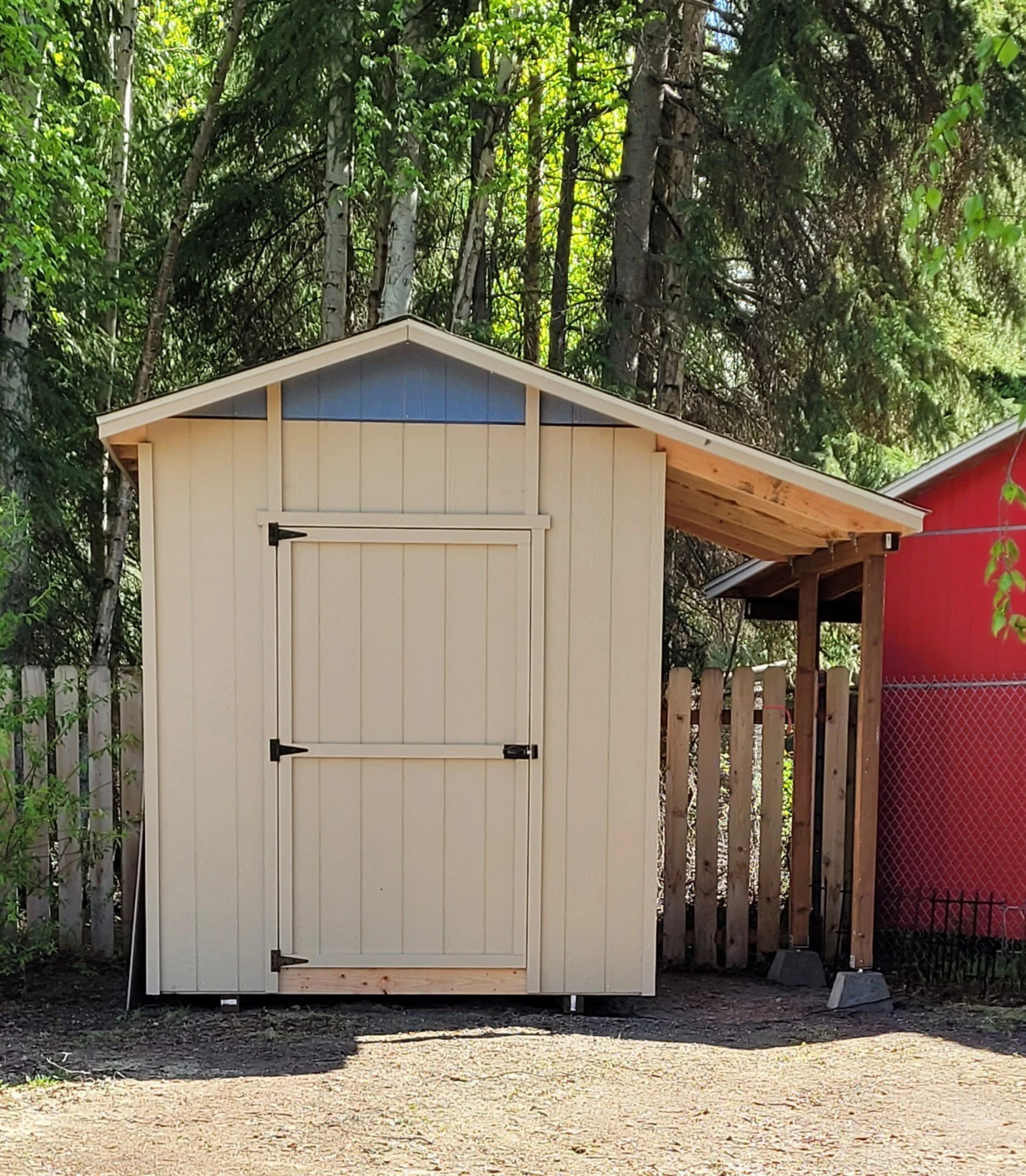 8x12 shed with overhang