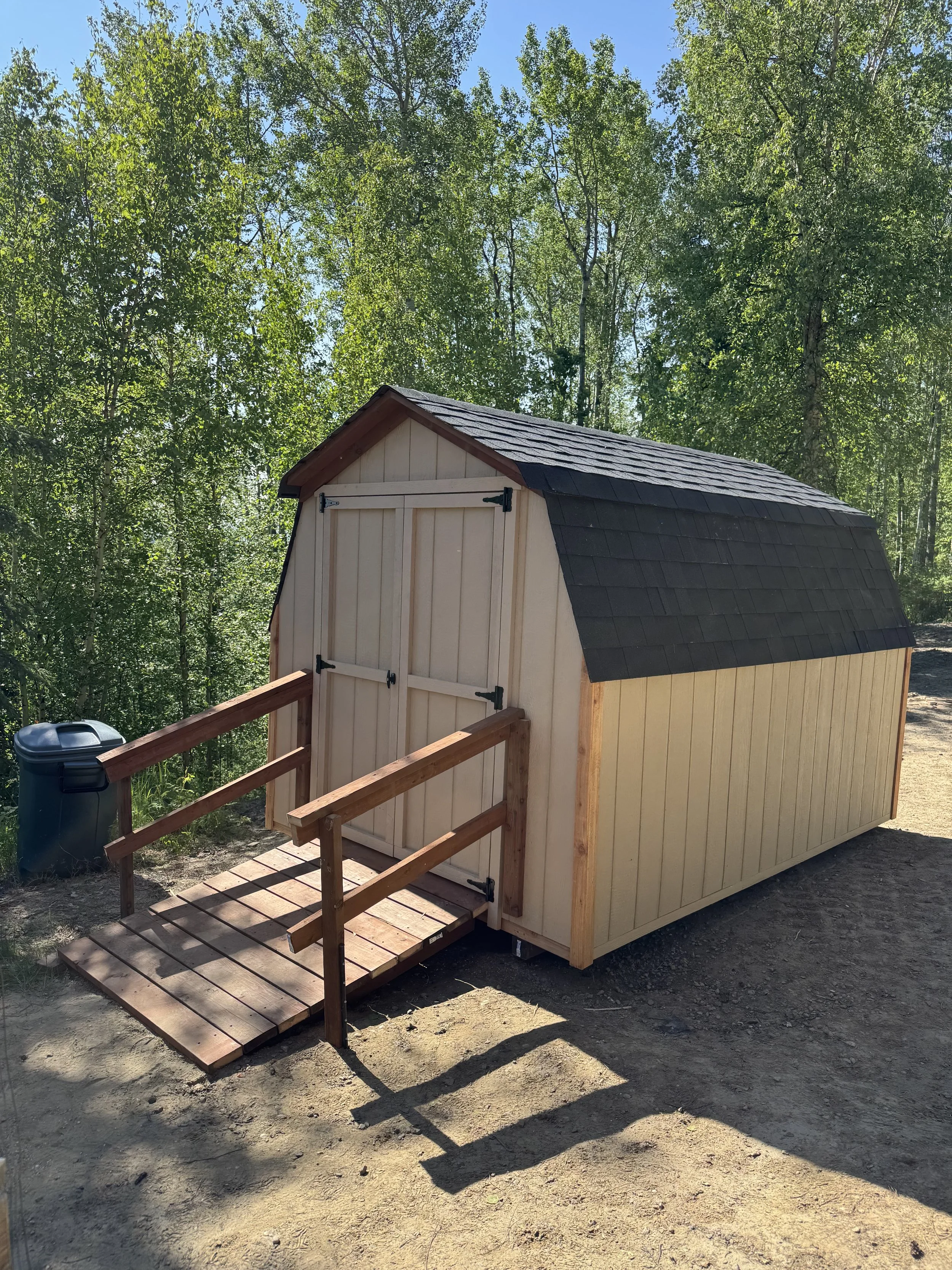 8x12 mini barn with double door