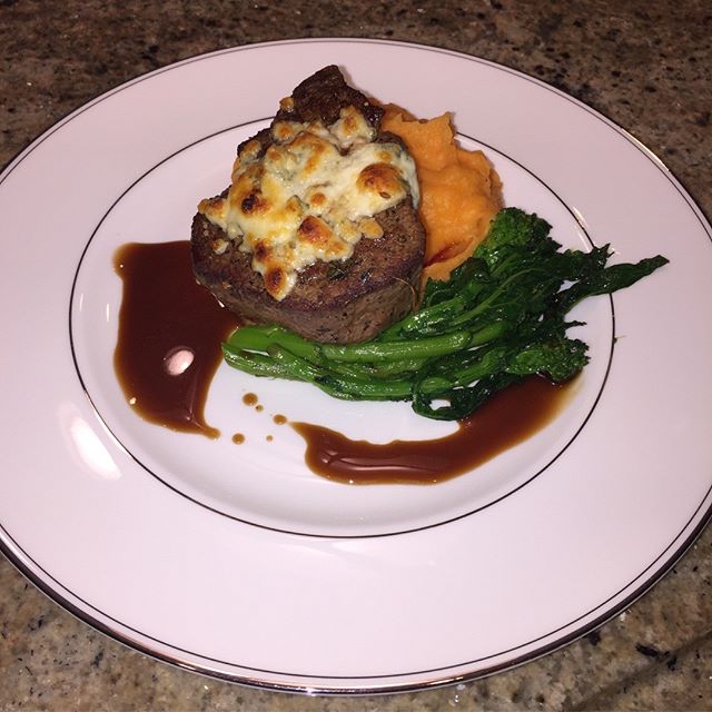 Are you tired of not knowing what to get your parents for the holidays? Host a Dank Morsels dinner party! Its the gift that is sure to please everyone! 
Pictured here: Blue cheese crusted filet mignon with sweet potato mashed, roasted broccoli rabe, 