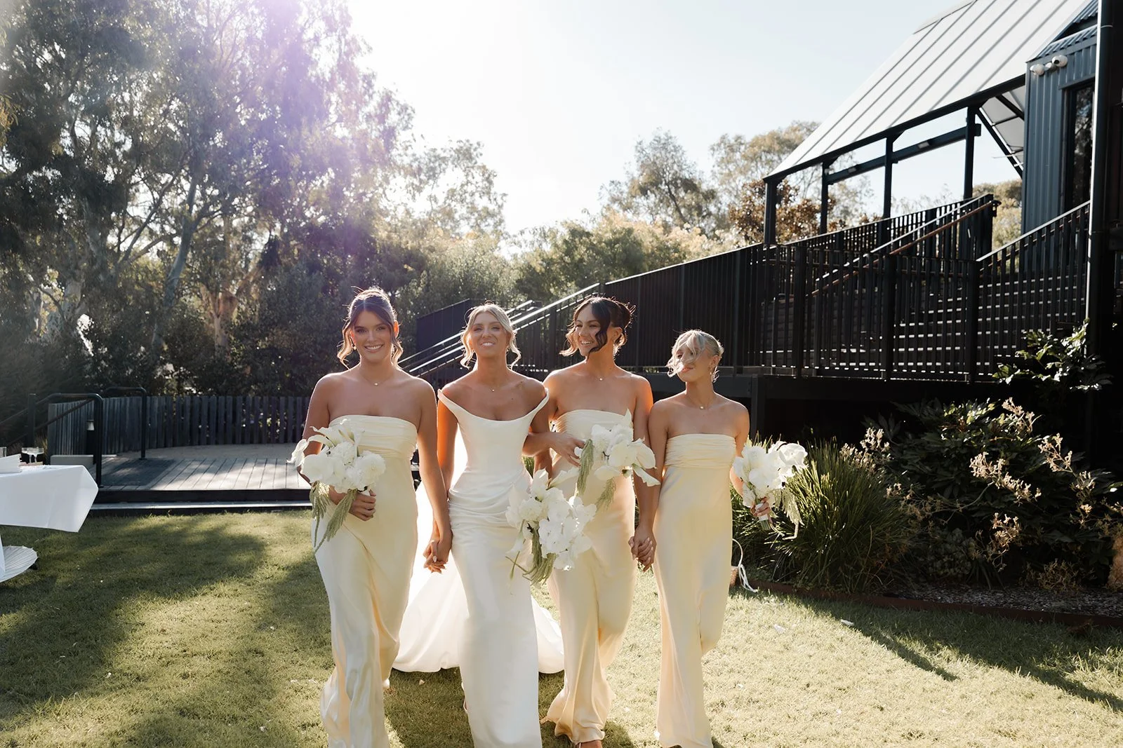 elly-isaac-house-on-haines-wedding25.jpg