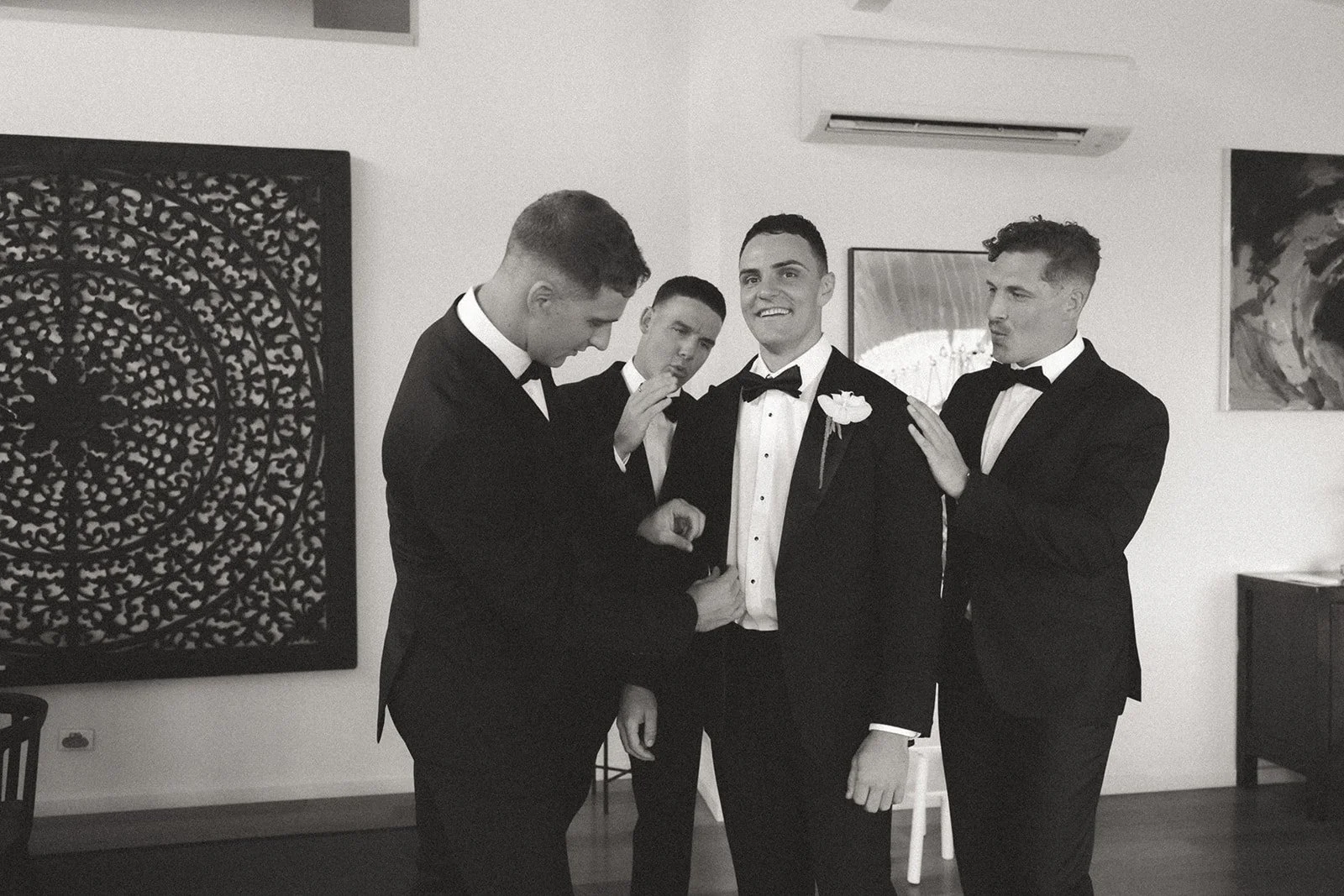 elly-isaac-house-on-haines-wedding2.jpg