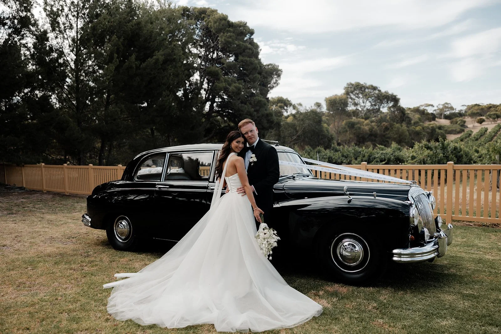 emily-mat-simon-hackett-wedding35.jpg