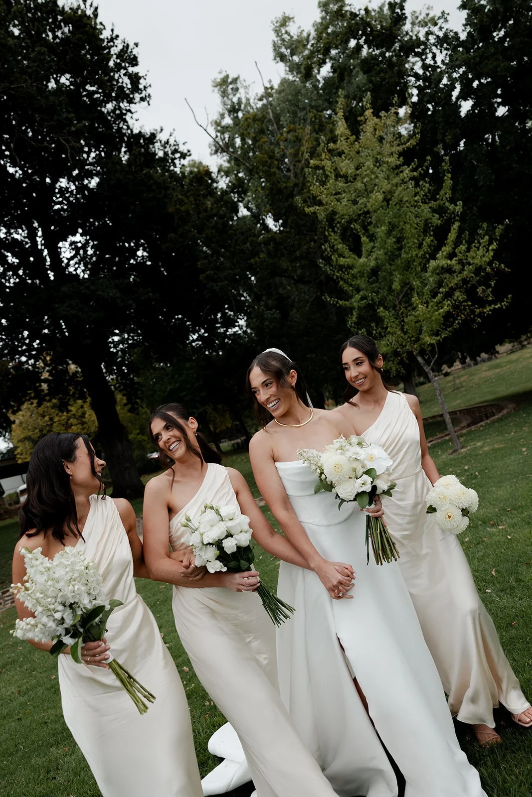 claire-james-cobbs-hill-estate-wedding12.jpg
