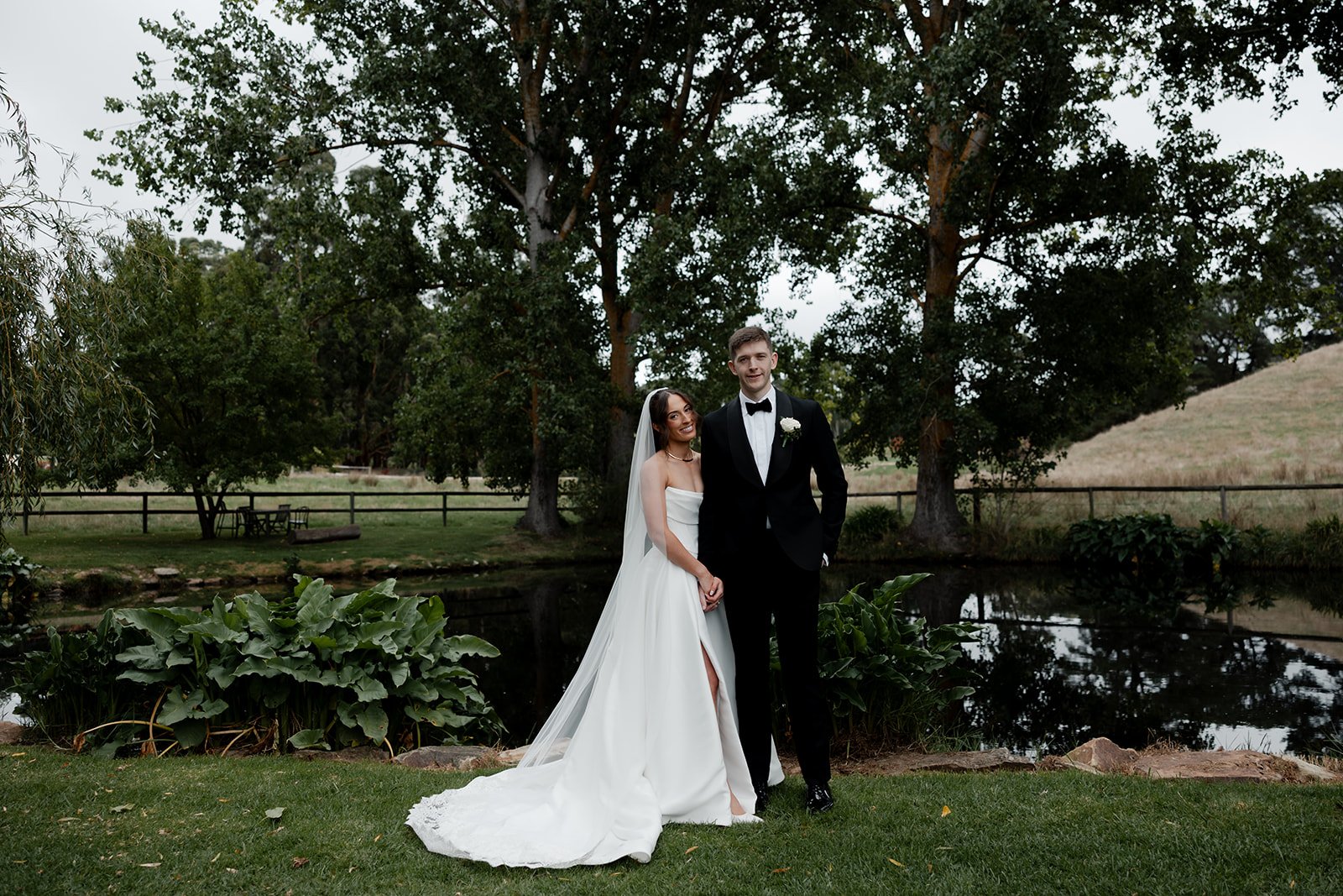 claire-james-cobbs-hill-estate-wedding20.jpg