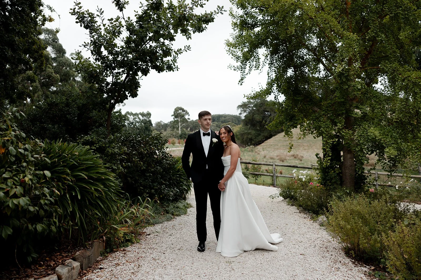 claire-james-cobbs-hill-estate-wedding27.jpg