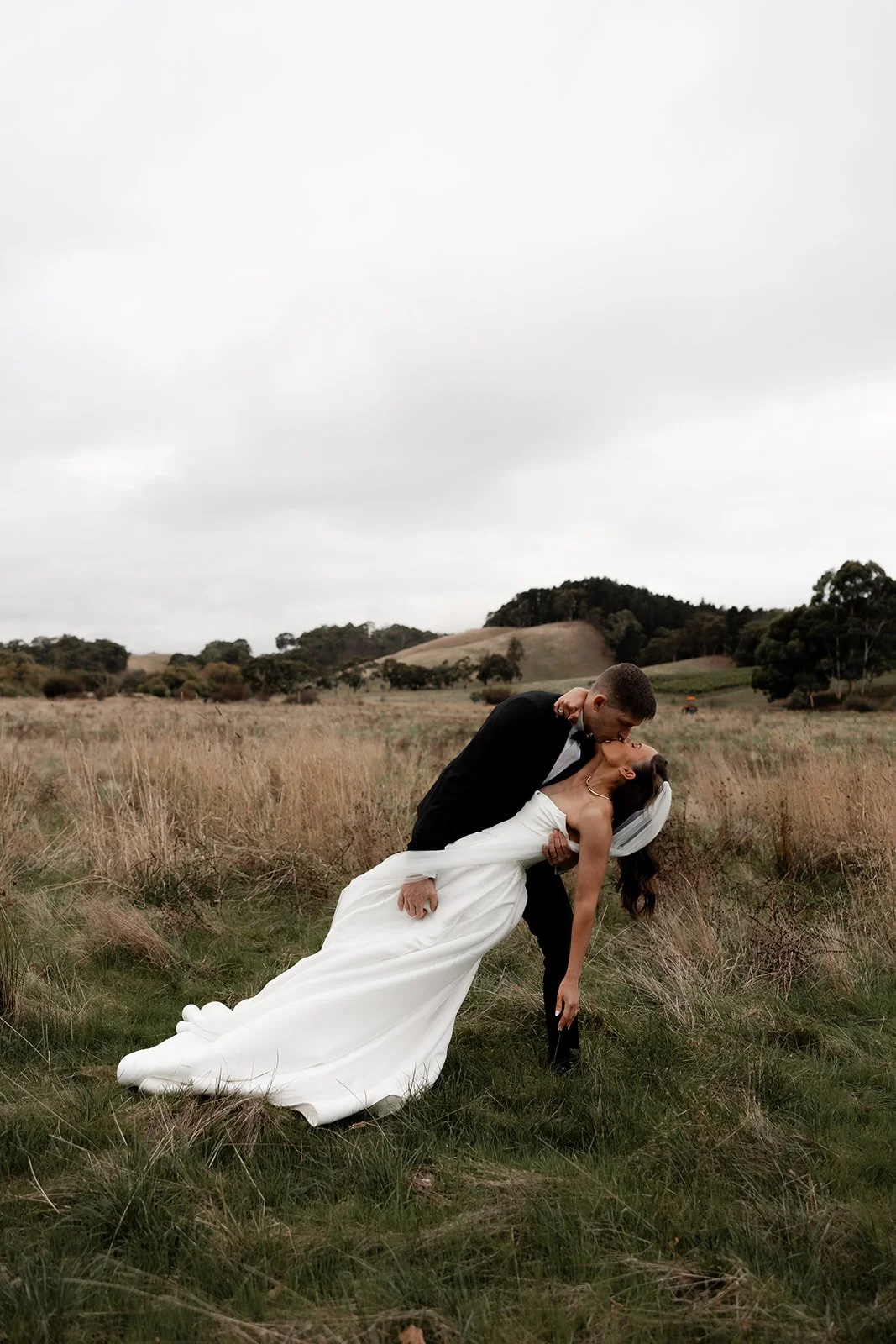 claire-james-cobbs-hill-estate-wedding32.jpg