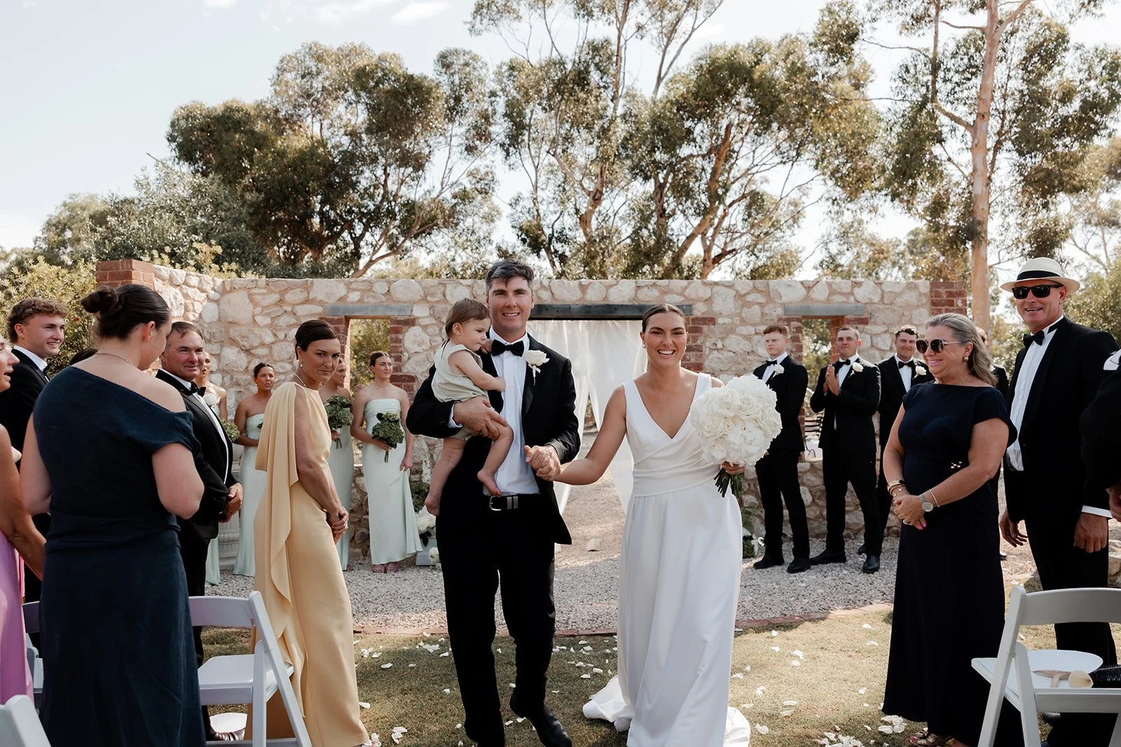 jess-hugo-woodburn-homestead-wedding-sa-life15.jpg