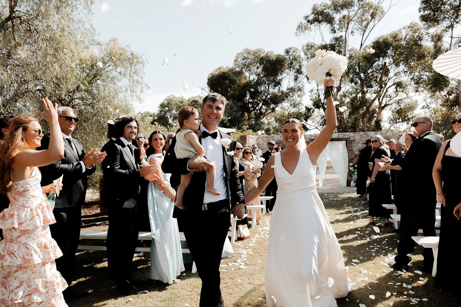jess-hugo-woodburn-homestead-wedding-sa-life16.jpg