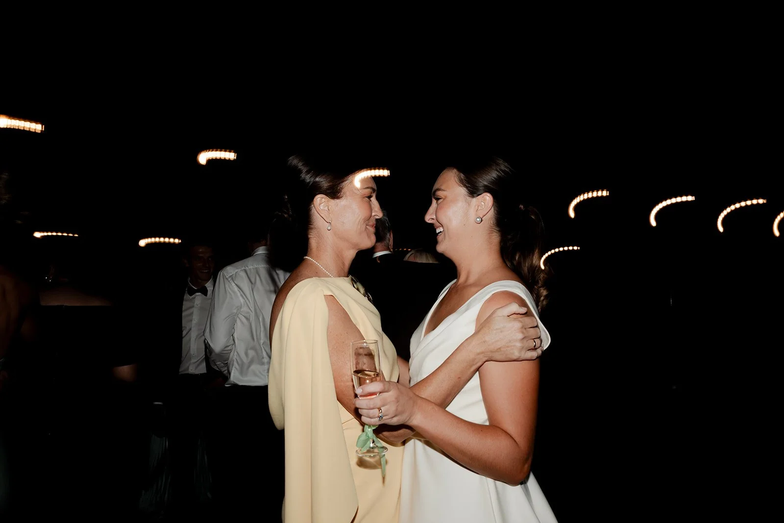 jess-hugo-woodburn-homestead-wedding-sa-life34.jpg