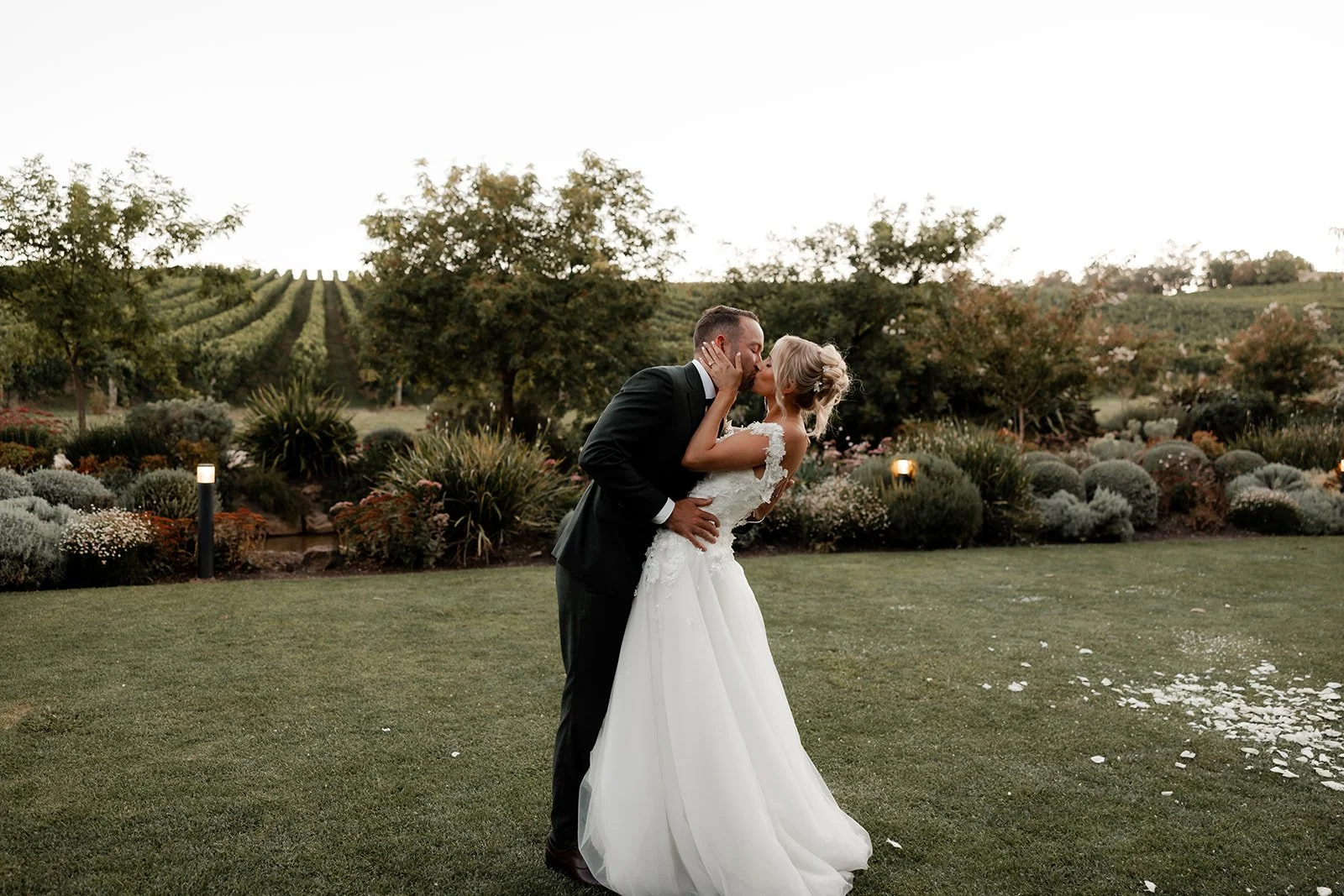 bek-ryan-golding-wines-wedding38.jpg