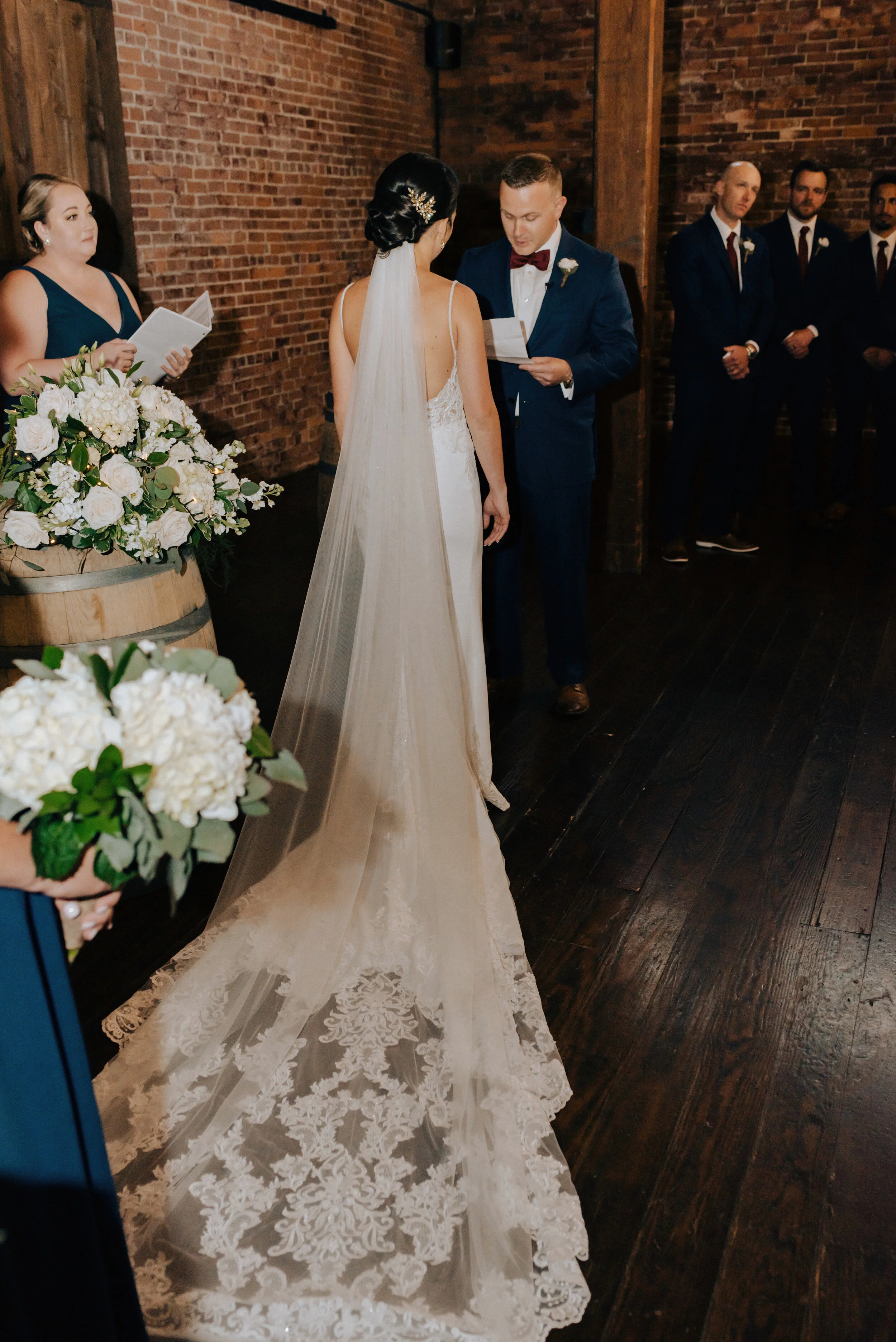 Monica & Robert | 1620 Winery, Plymouth MA — New England Wedding