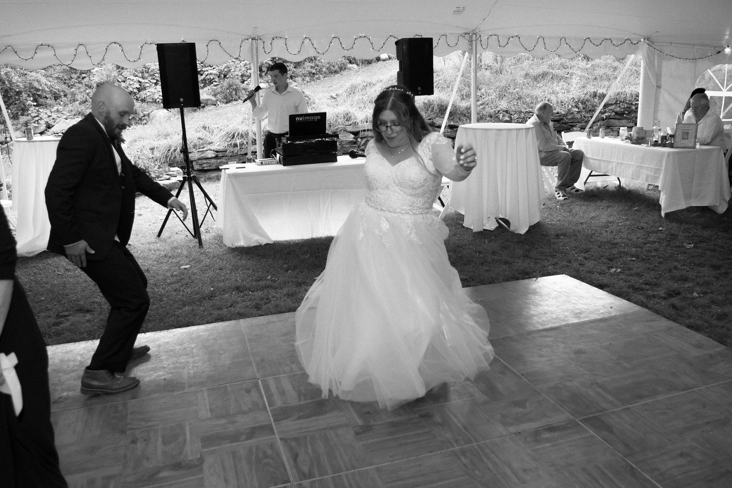 rustic-gatherings-lodge-warren-nh-wedding-denelsons-photography-21376.jpg