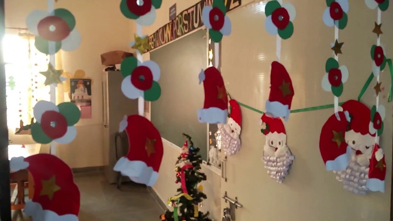 Christmas Classroom Wall Decorations