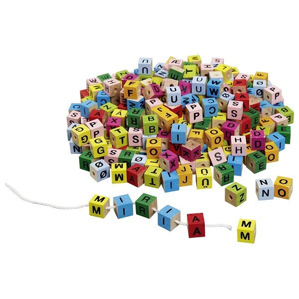 Letter cubes, with drilling to thread up on a string
&bull; Reference: 58908
- Make your own bracelet or necklace with your name or your friend's names. You just have to bead the dices with the letters on a string.
&bull; Suggested age: 4+