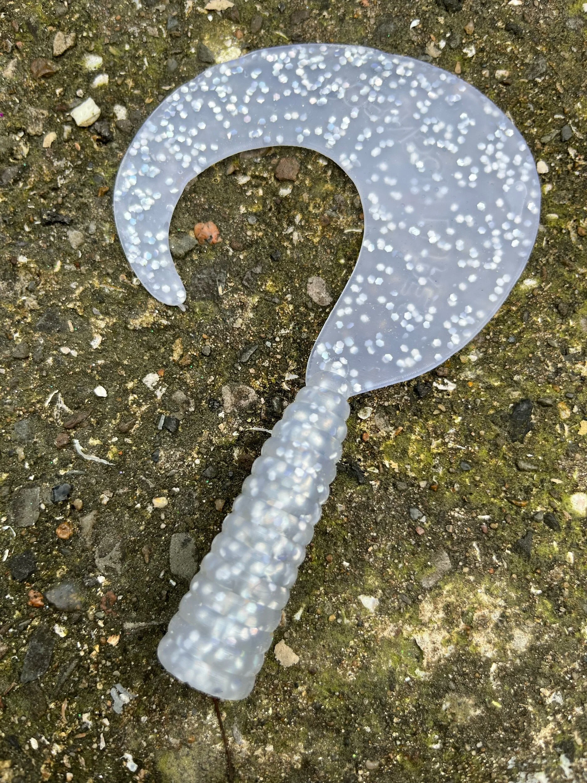 66A77EDB-6EDF-45F2-99D3-F82BCA287401