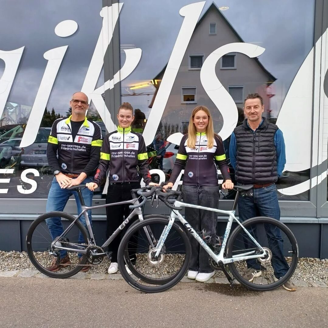 REPOST @rsv.seerose:
&bdquo;New bike day f&uuml;r die beiden Seerosen Luisa und Emilia❗🎉

Durch die gro&szlig;z&uuml;gige Unterst&uuml;tzung von

@volksbank_bodenseeoberschwaben 
@stadt.friedrichshafen
@sport.wuerttemberg 
und der Zeppelinstiftung.
