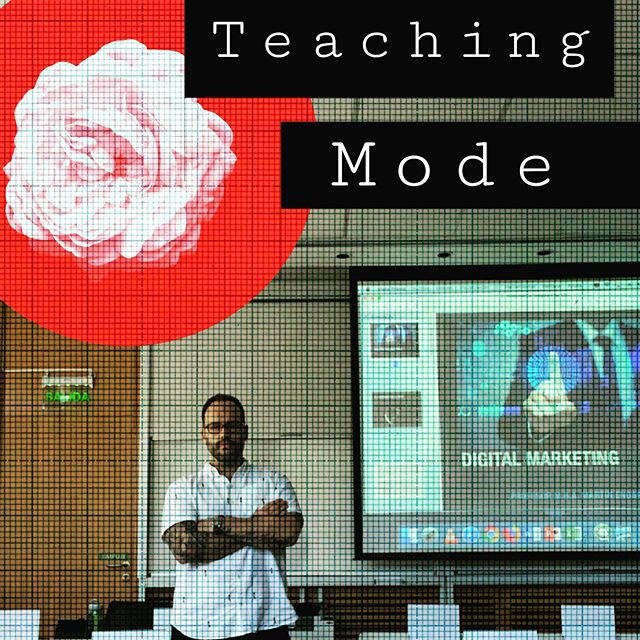 Teaching mode on!
I have 12 students from France for an intensive digital marketing program. This musician has some tricks under the sleeve 🎧
.

Click on my bio link @martinstrangmusic to check my latest music video now 🎵
.
.
.
.
.
.
.
.
#songwrite