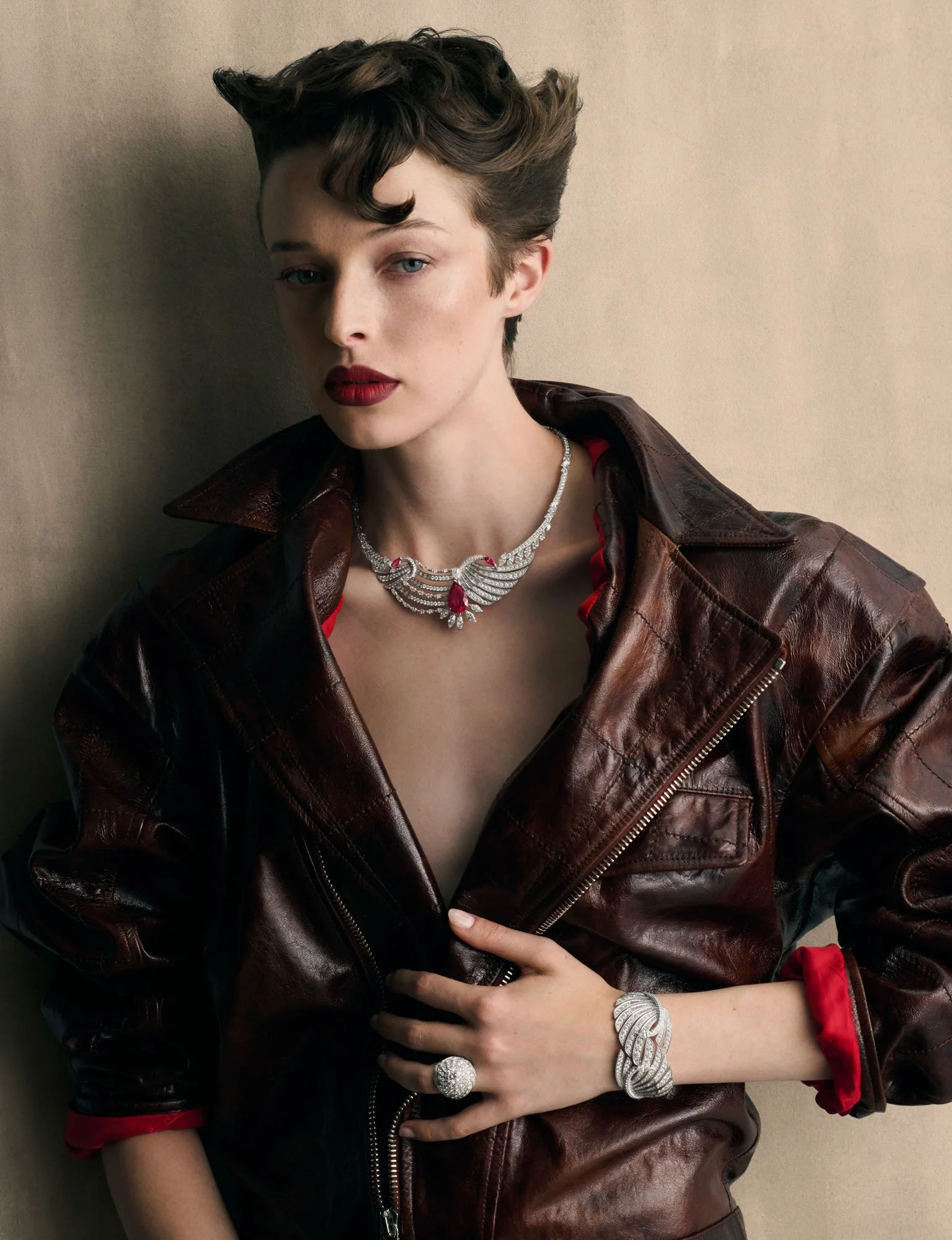 250603_Vogue_Thailand_High_Jewellery_04_00536 1f1.jpg