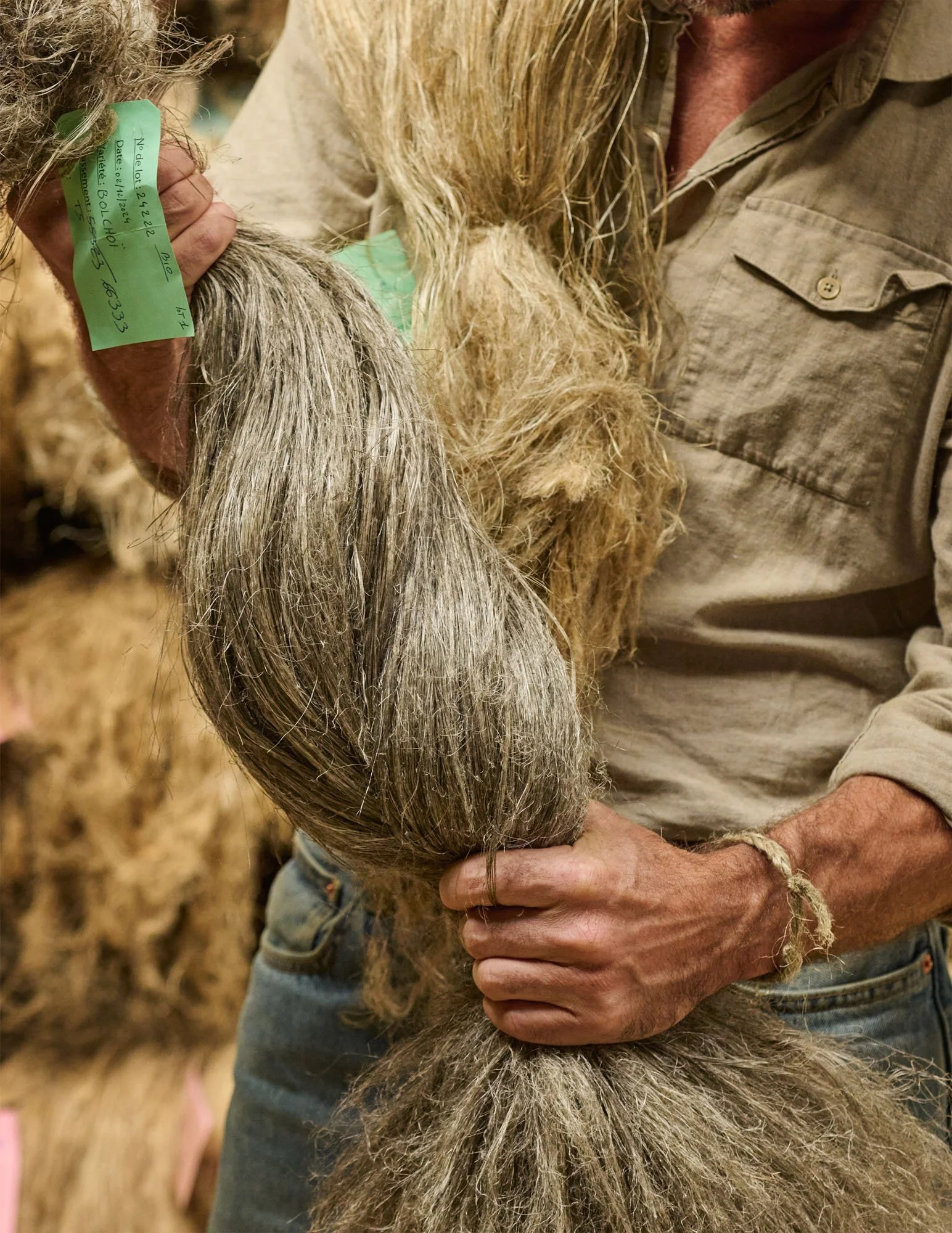 250703_de_Le_Cuona_France__Scutchers_Farmer_040f3.jpg