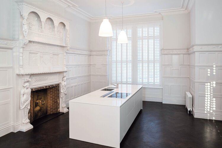 Hans Place, Interiors