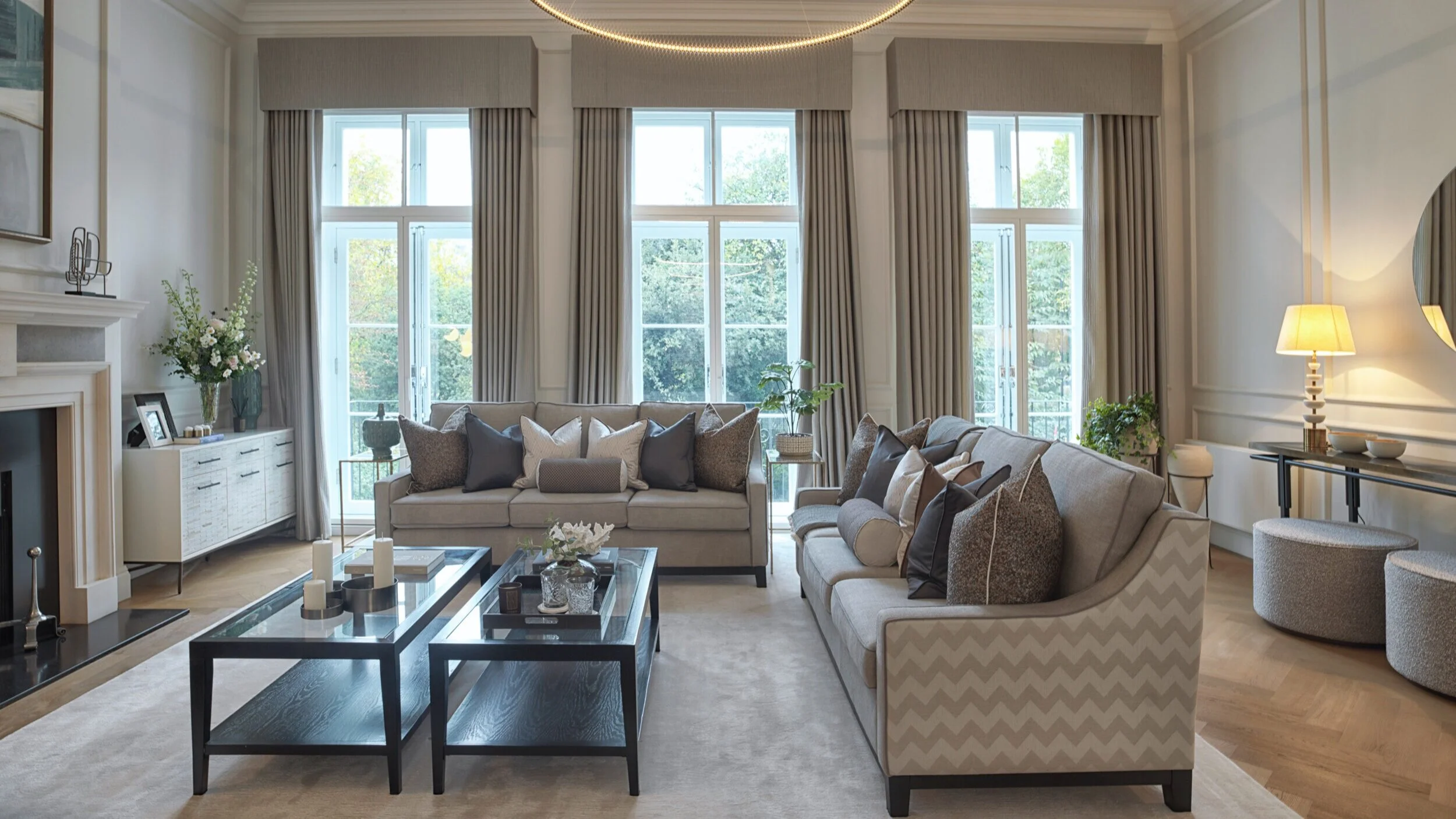 Cadogan Place, Interiors