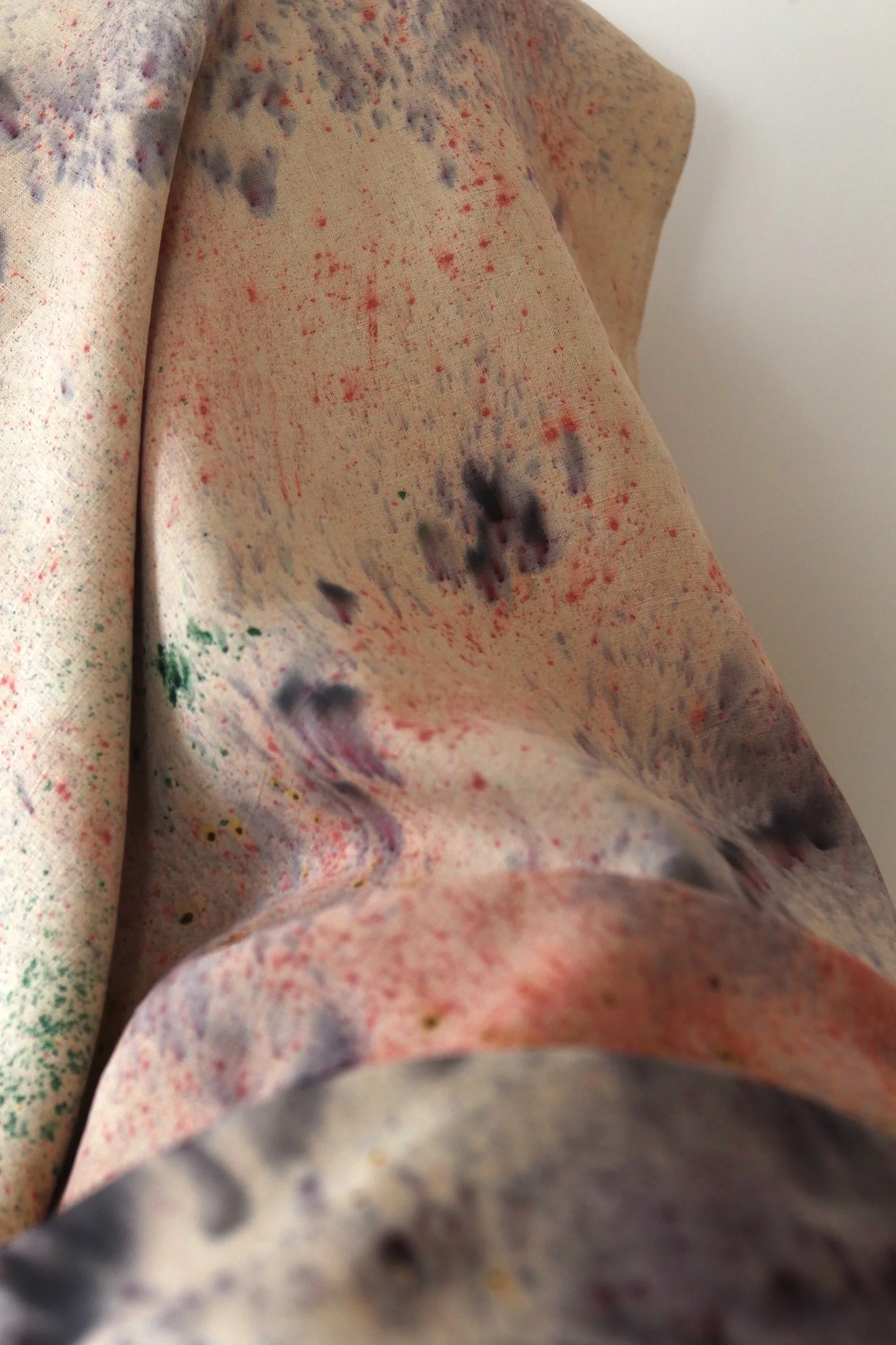 EllenMaeWilliams-Throw2-photobyEllenMaeWilliams.jpg