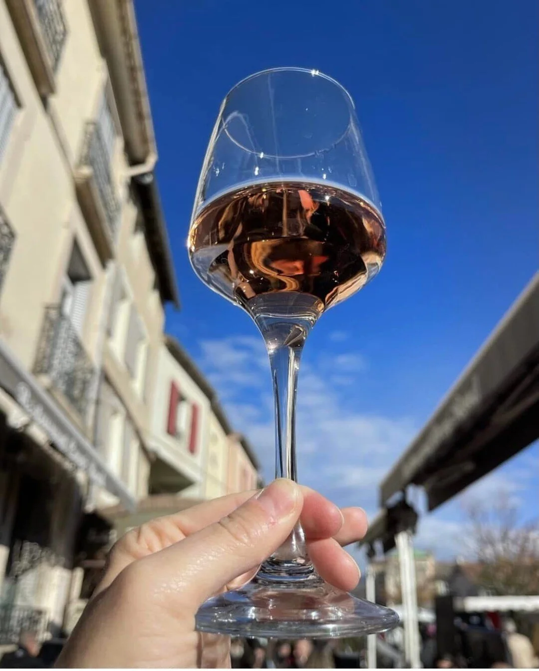 Raising a glass of ros&eacute; to my two dear US / francophone besties who I met in France and who uniquely share the same bday (and love of Provence ..and me as a friend - I&rsquo;m so lucky)  JOYEUX ANNIVERSAIRE Katie Kirkpatrick and Tamara Rosenbe