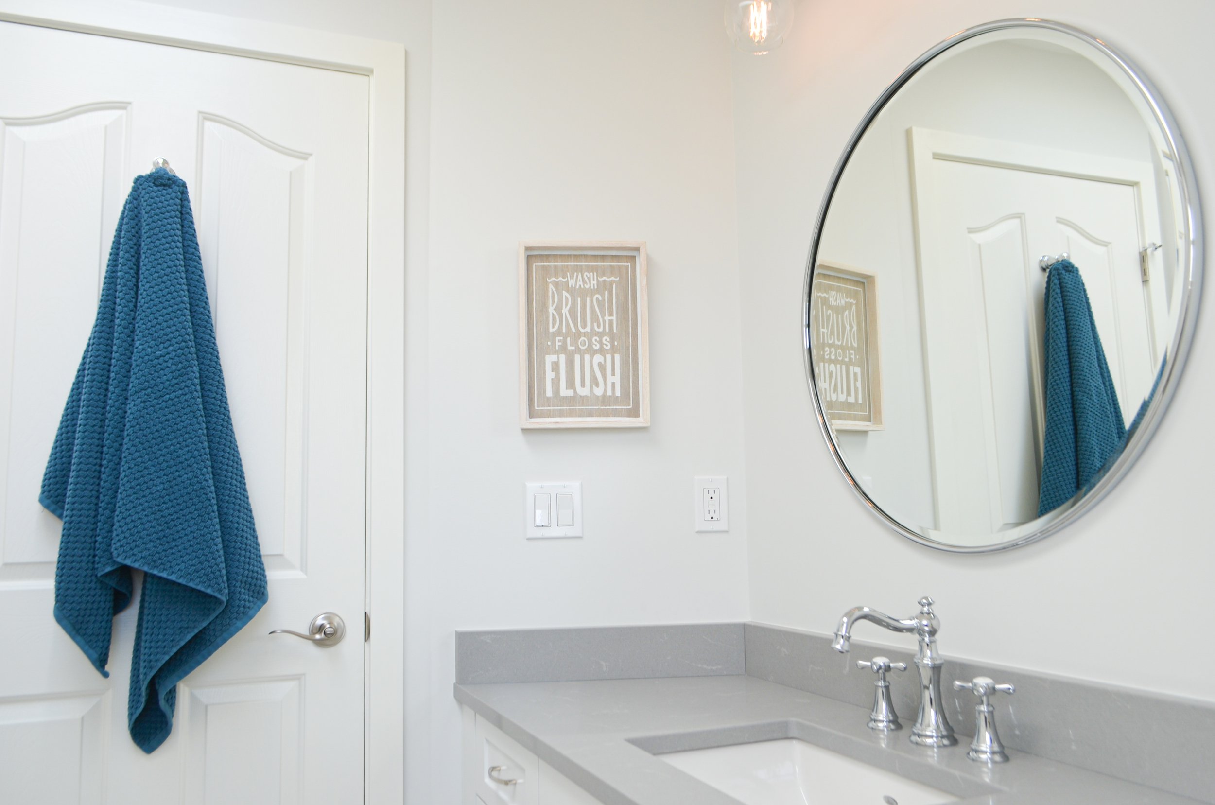 Roka_Cloverdale_Bathroom-6.jpg