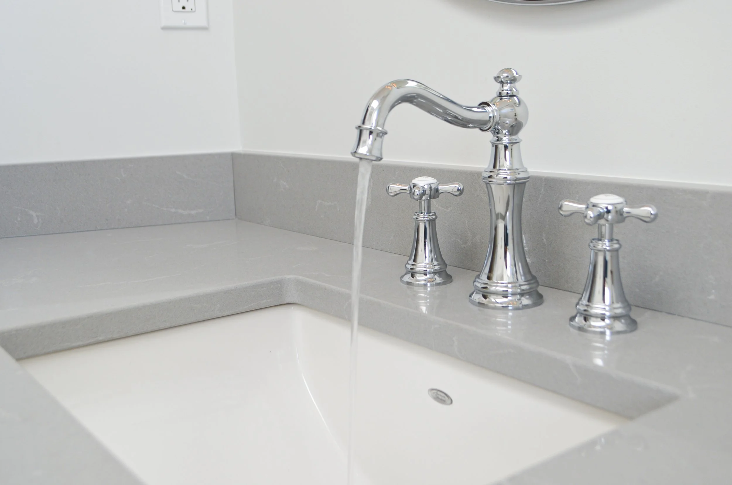 Roka_Cloverdale_Bathroom-11.jpg