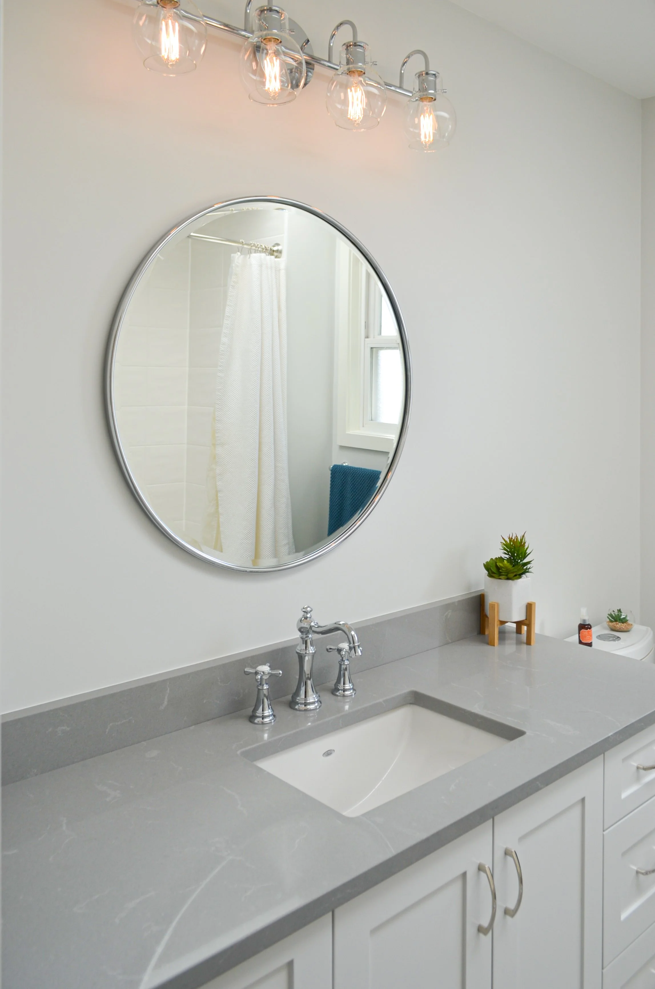 Roka_Cloverdale_Bathroom-25.jpg