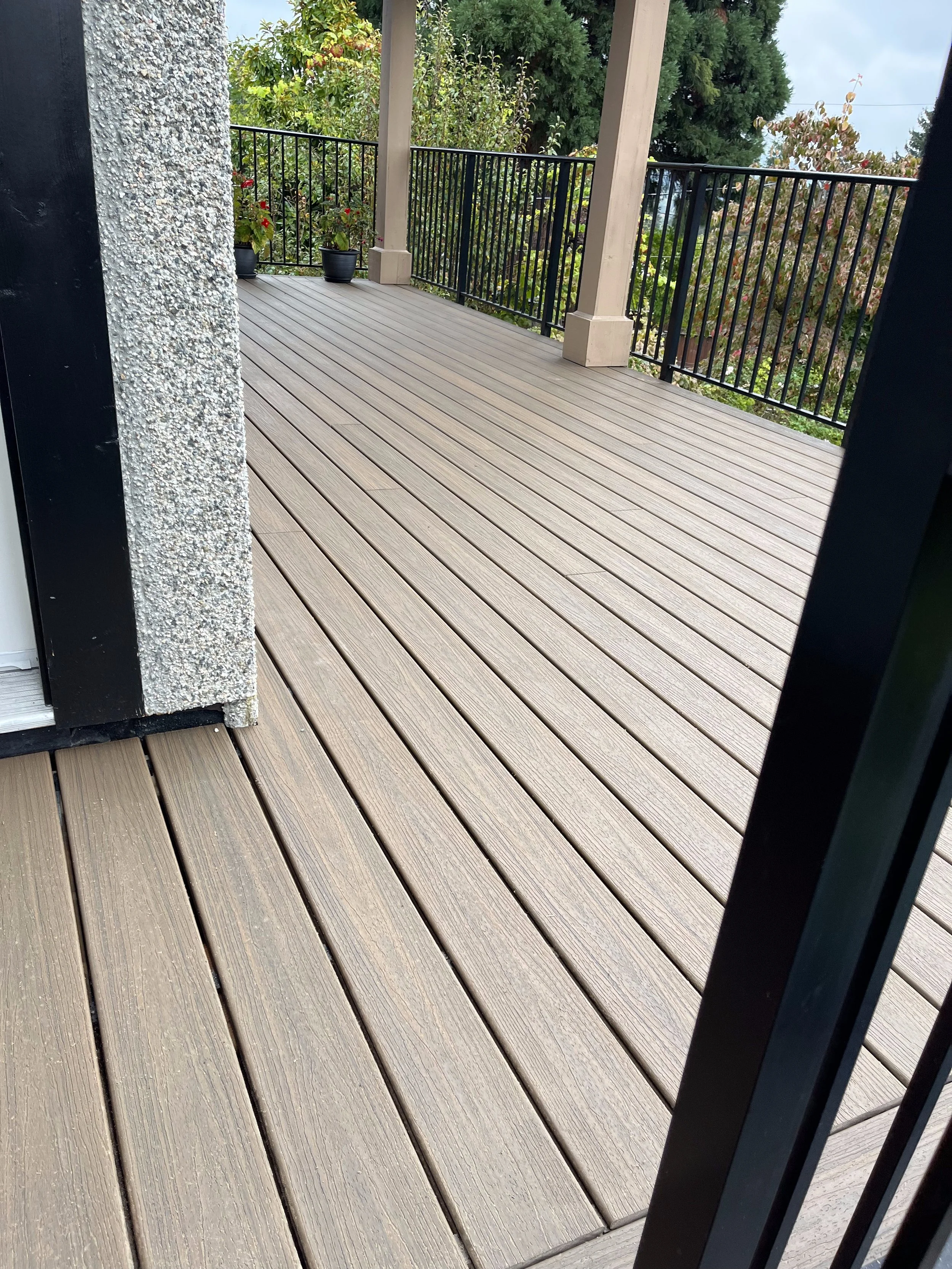 North Vancouver Composite Deck Replacement