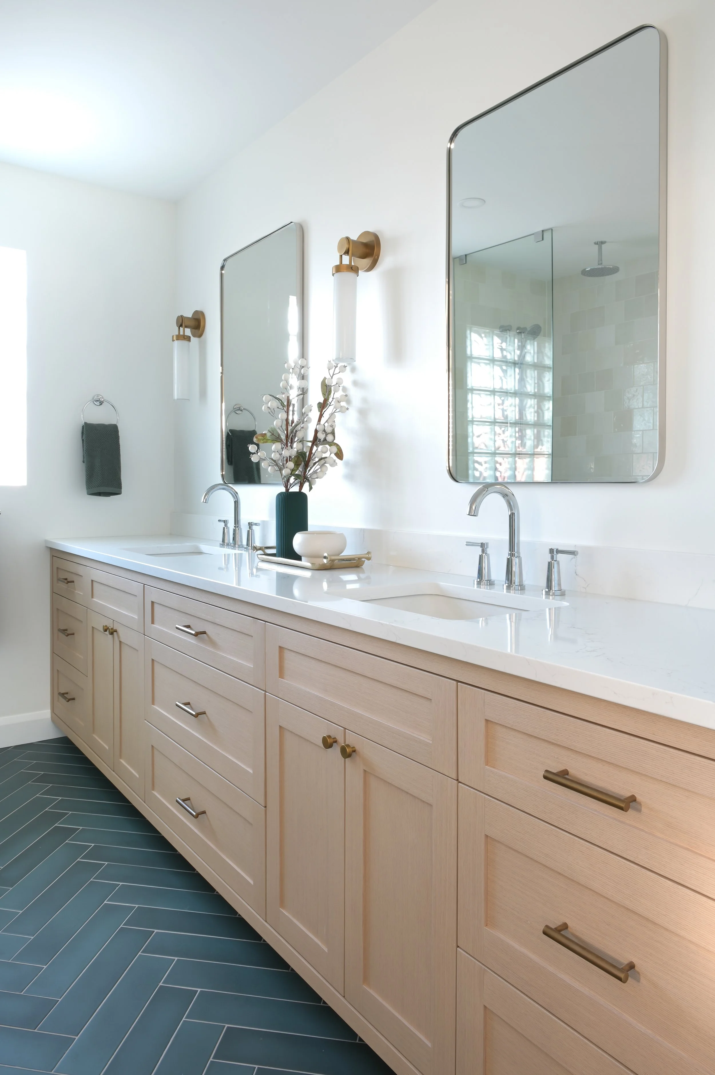 burnaby-open-concept-full-home-renovation - After - 03.jpg