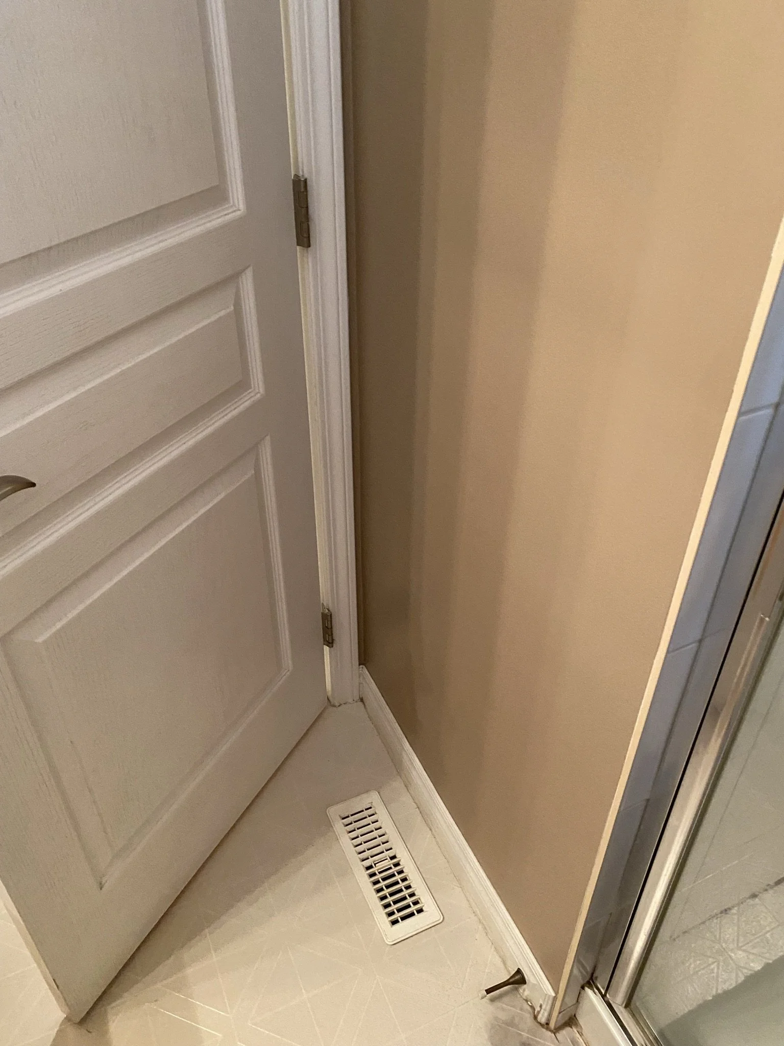 surrey-three-bathroom-refresh - Before - 27.jpeg