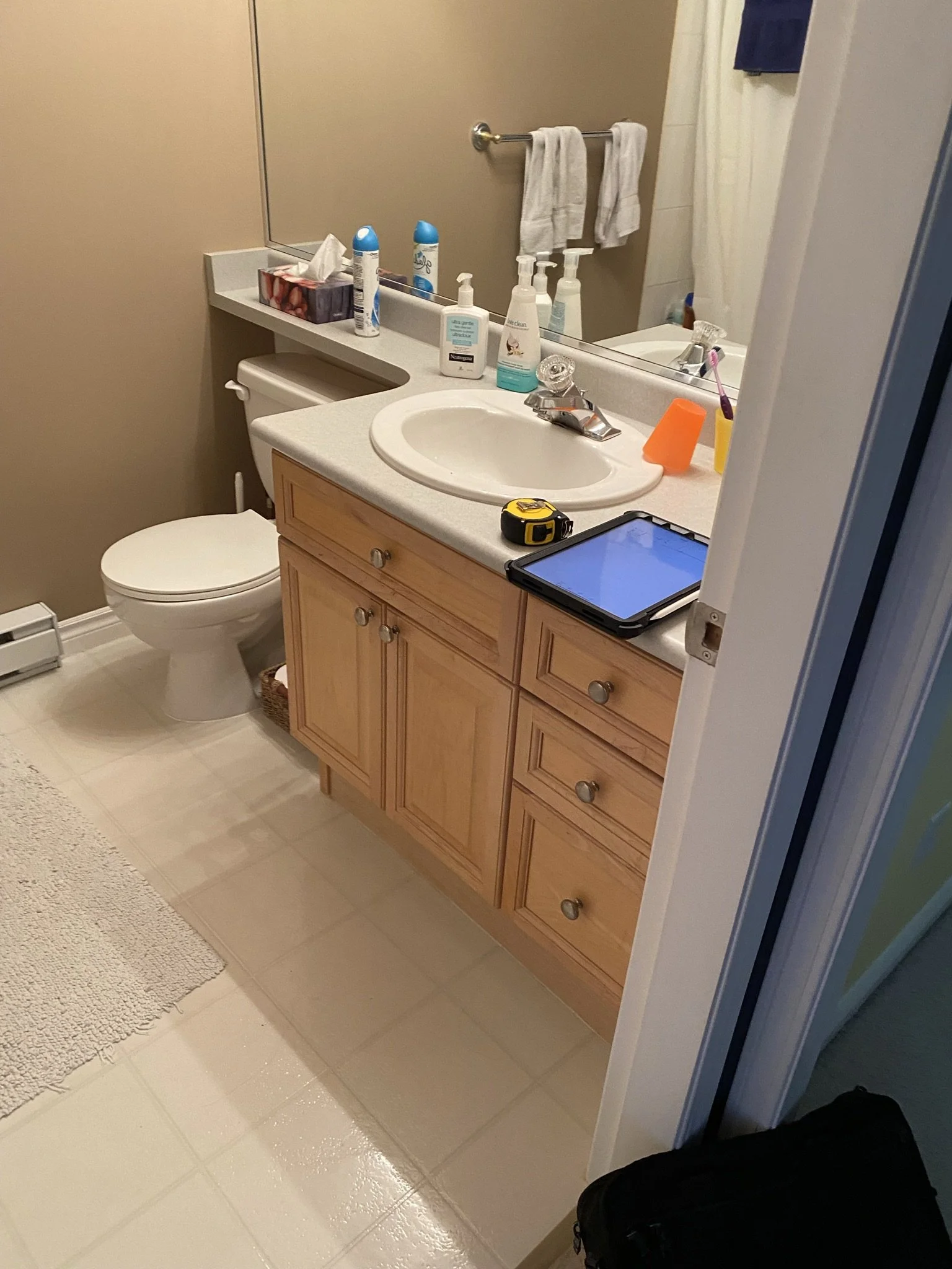 surrey-three-bathroom-refresh - Before - 33.jpeg