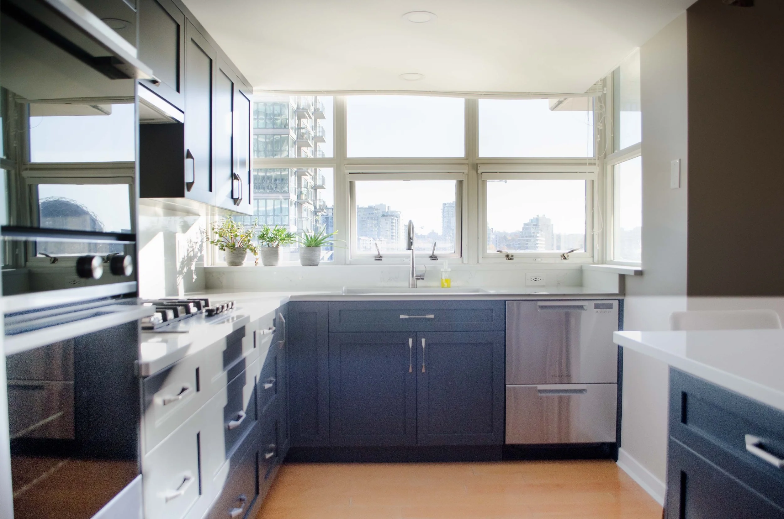 false-creek-condo-renovation - After - 15.jpg