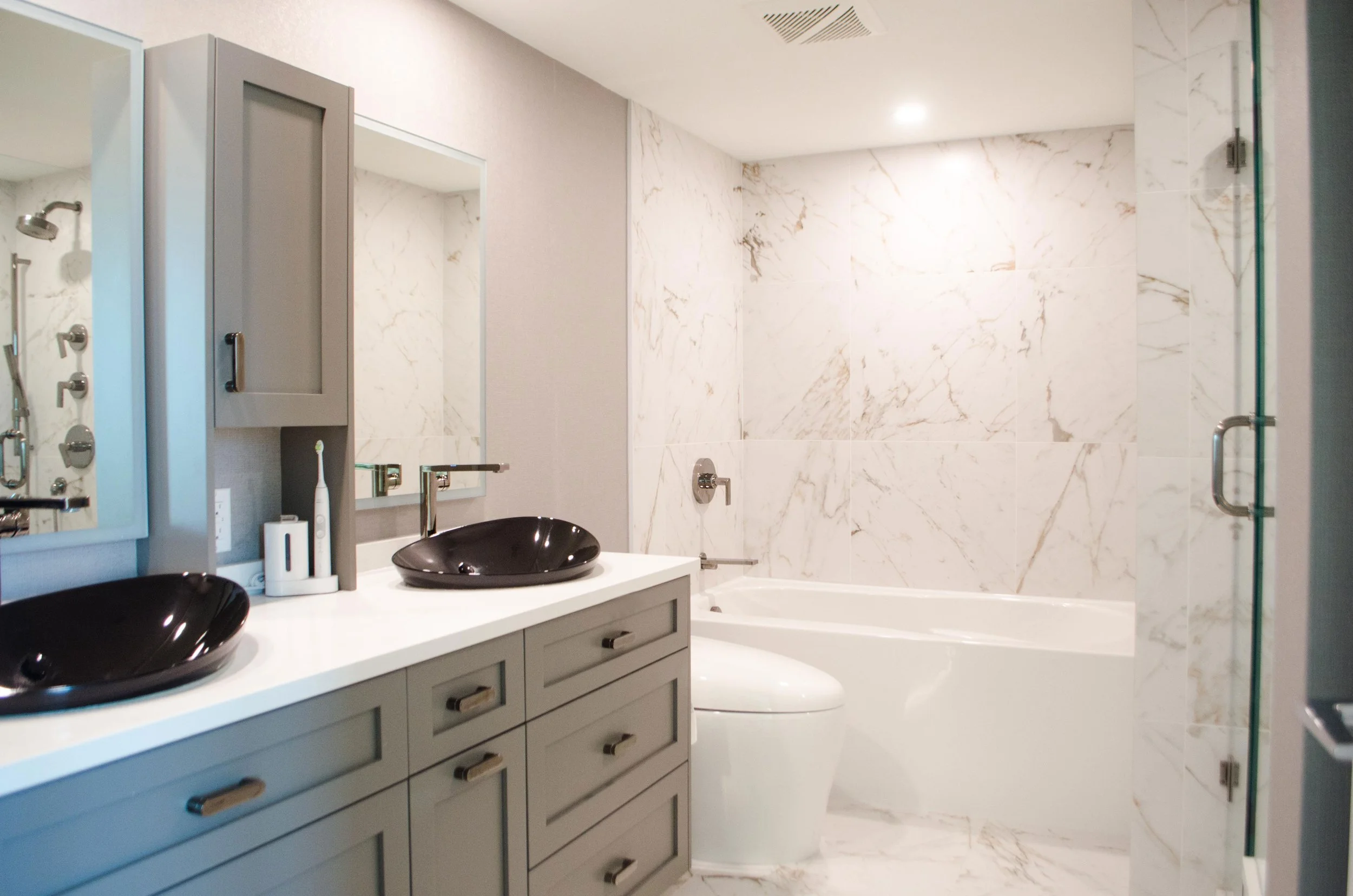 false-creek-condo-renovation - After - 37.jpg