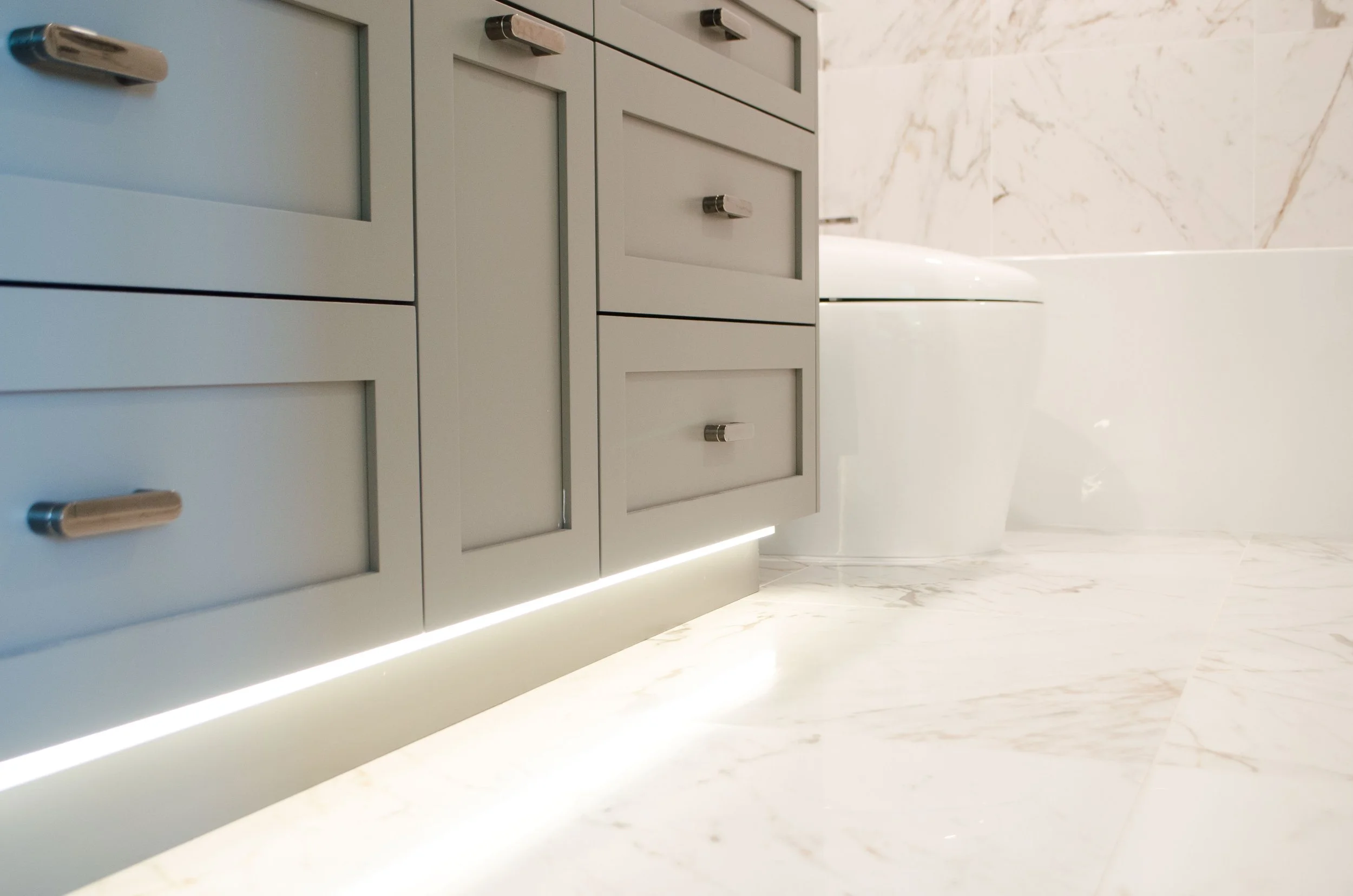 false-creek-condo-renovation - After - 39.jpg