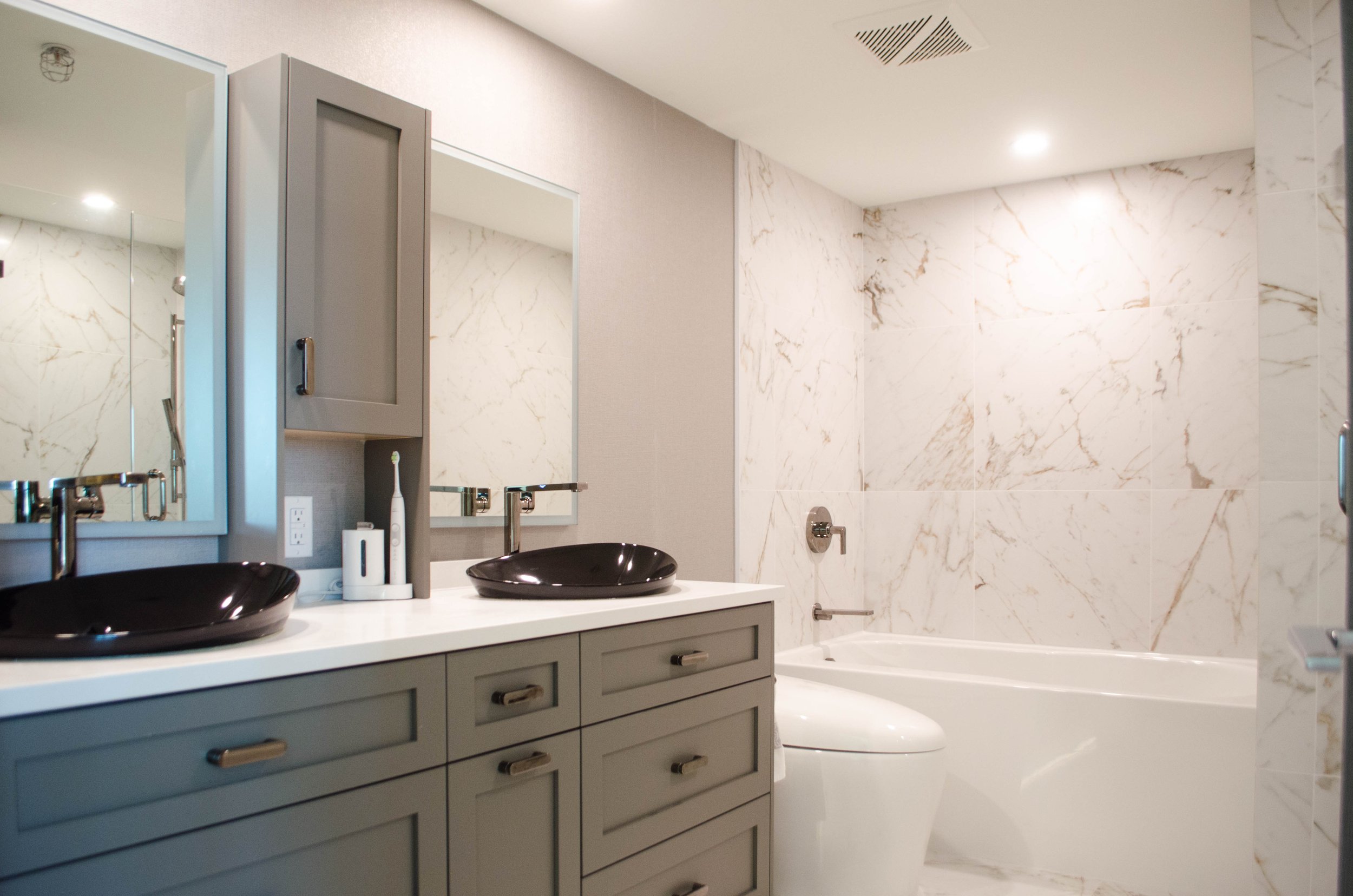false-creek-condo-renovation - After - 45.jpg